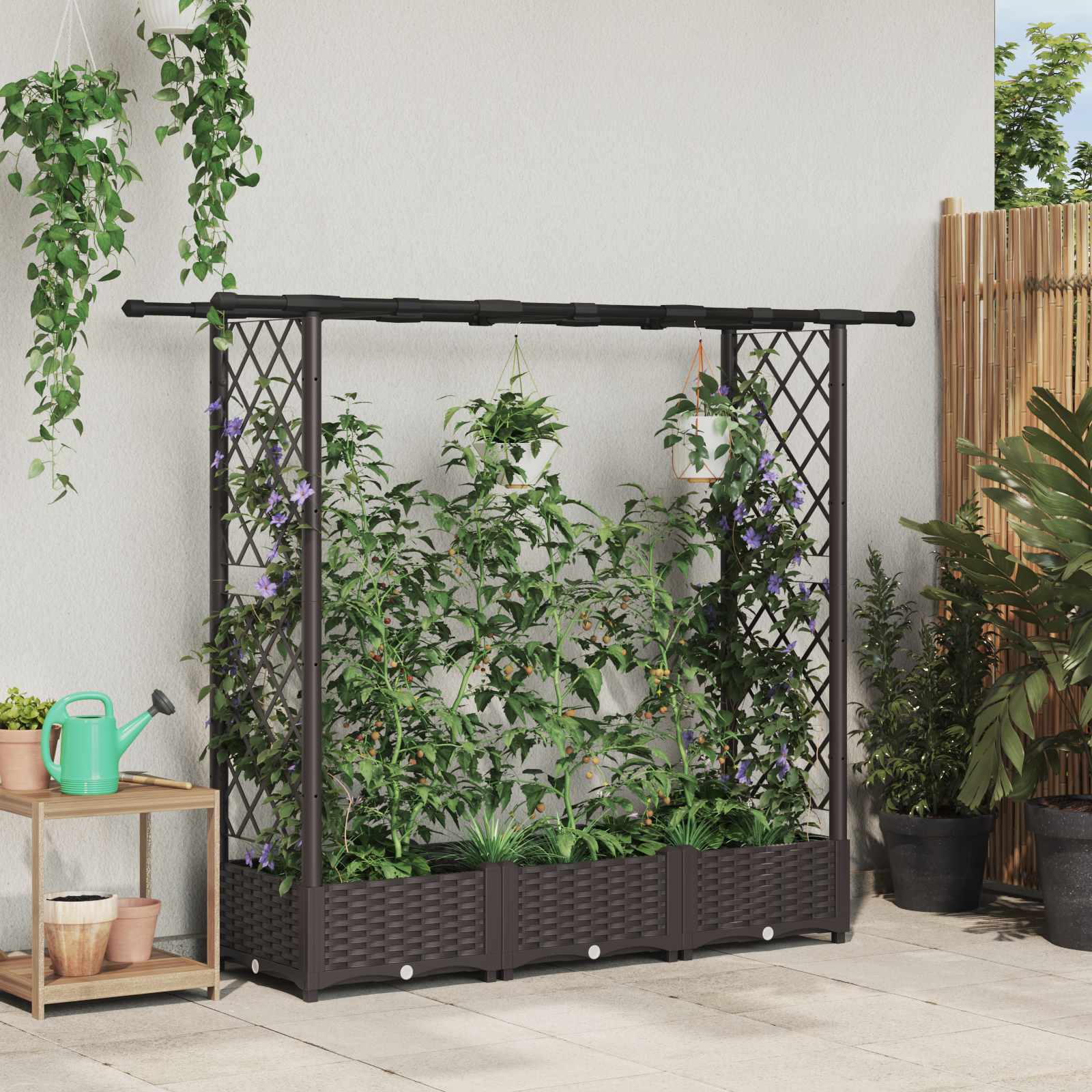 Cama elevada com treliça e telhado castanho 164 x 40 x 121 cm