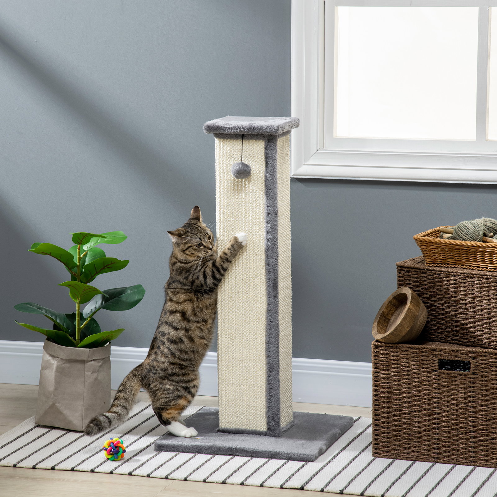 Poste arranhador para gatos altura 81 cm arranhador para gatos com poste de sisal e bola suspensa 41x41x81 cm cinza e creme