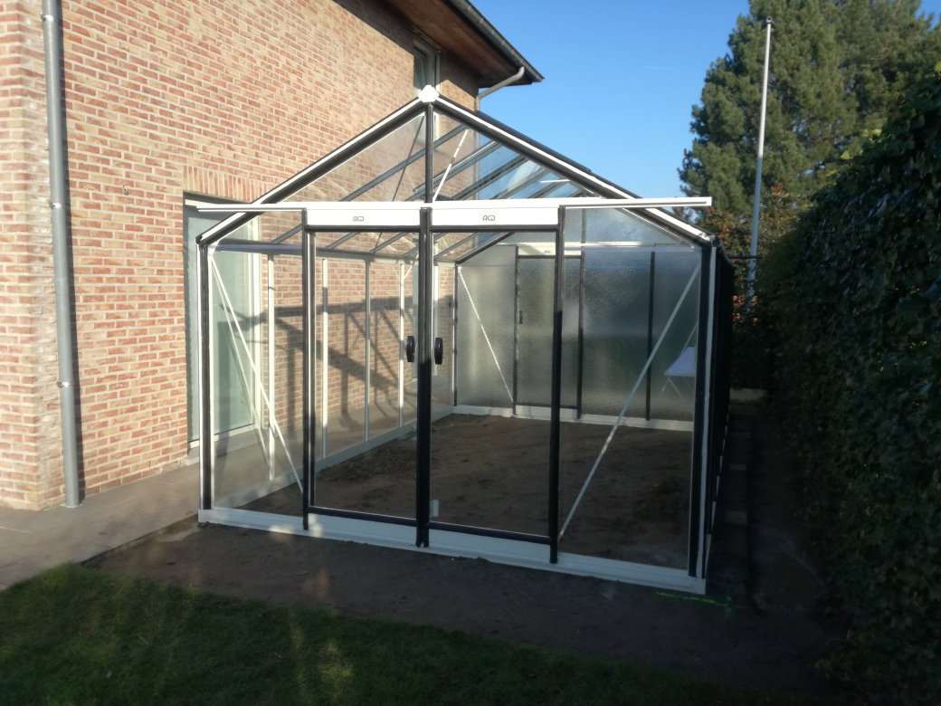 Estufa de Vidro Helix – 18,14 m²