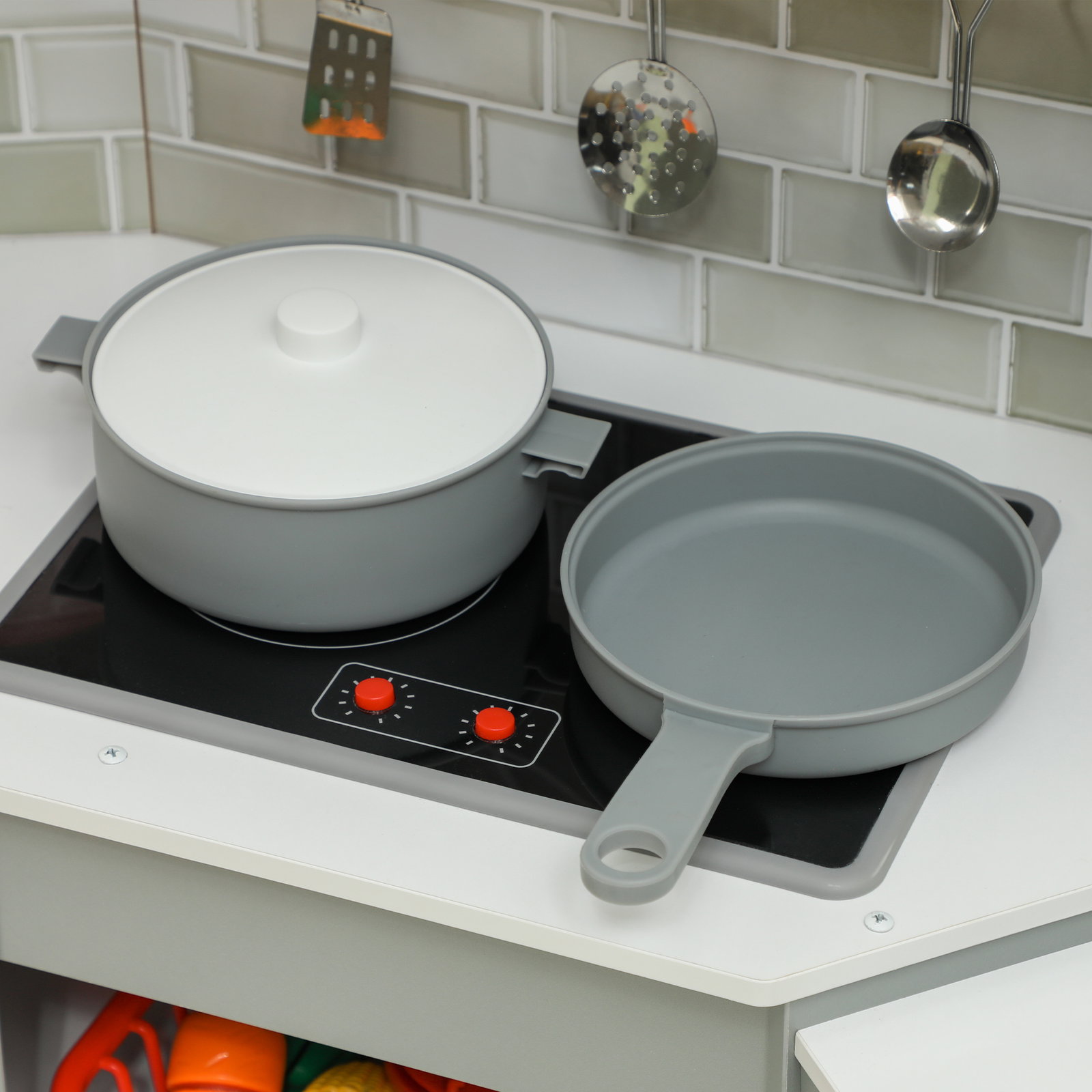 Cozinha de madeira para crianças com sons forno lavatório micro-ondas máquina de gelo e acessórios 110x80x91 cm cinza