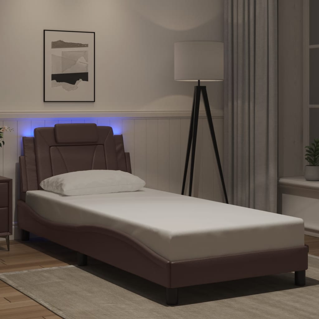 Estrutura de cama viana com LED sem colchão 80x200 cm castanho