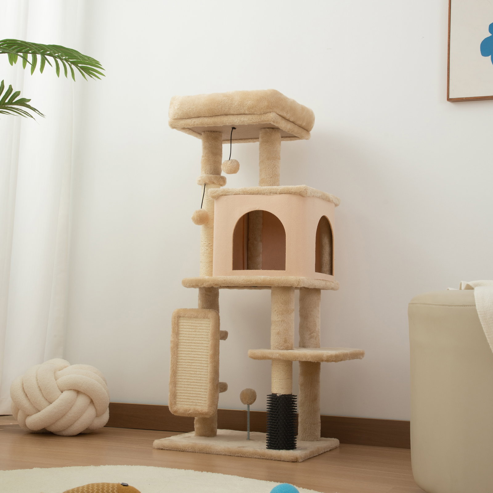Arranhador para gatos grande altura 104 cm com plataformas postes com escova bolas suspensas e almofadas para arranhar bege
