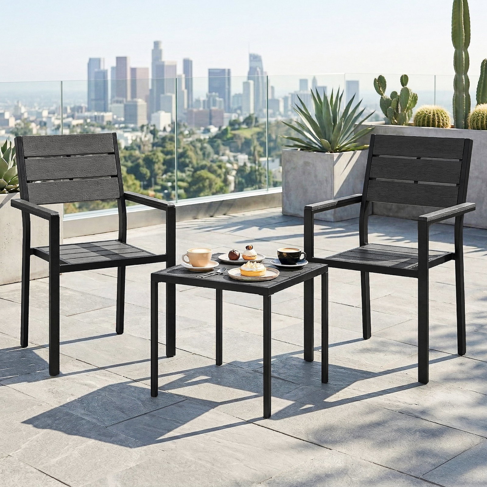 Conjunto de jardim de 3 peças com 2 cadeiras e mesa de HDPE design com ripas efeito madeira para varanda preto