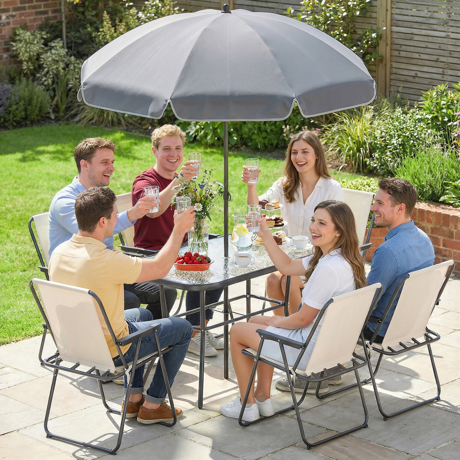 Conjunto de mesa e cadeiras de jardim de 8 peças com chapéu de sol 6 cadeiras dobráveis e mesa de vidro creme e cinza