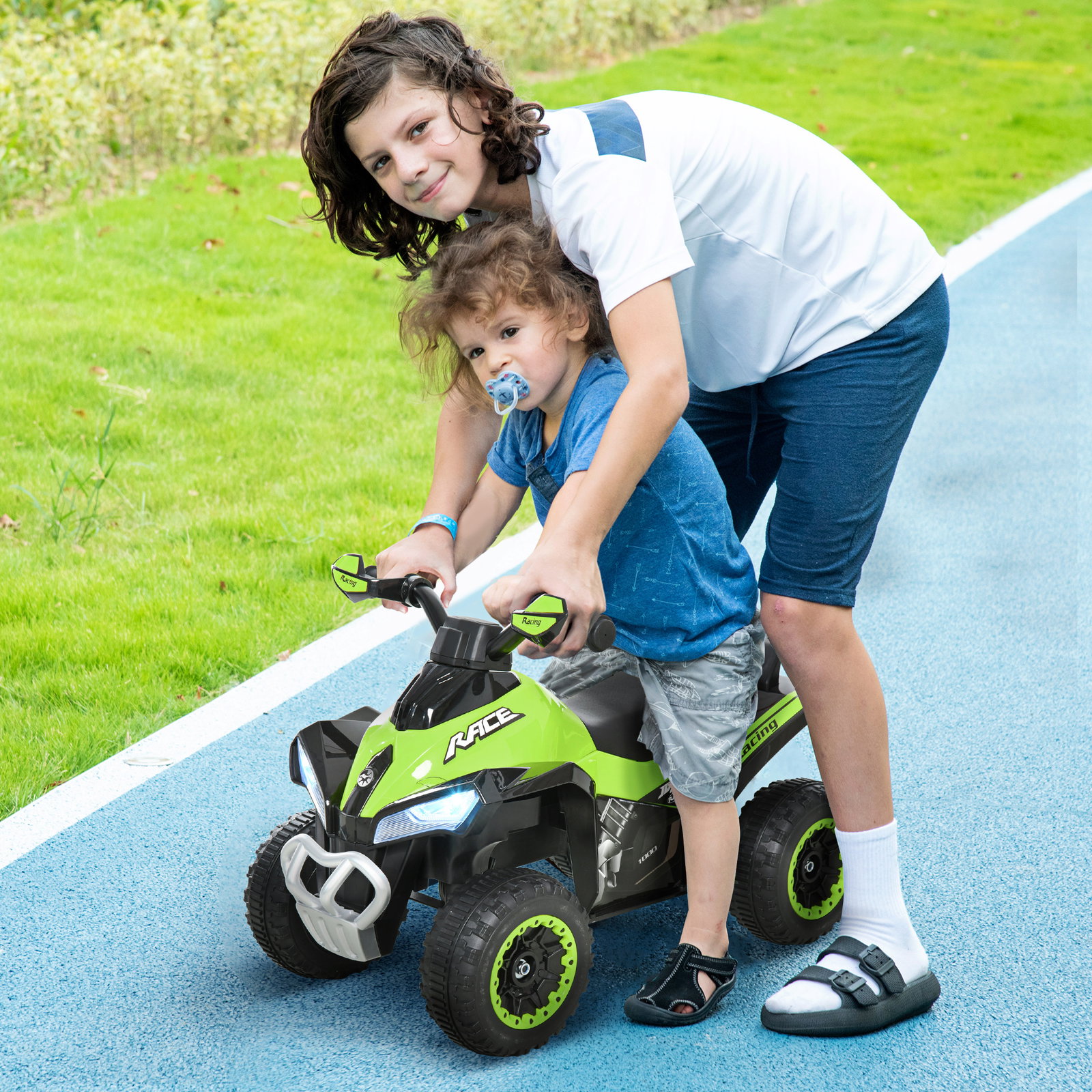 Quadriciclo infantil para crianças acima de 18 meses com função de luzes e música desenho inovador suporta até 20kg 67,5x38x44cm verde