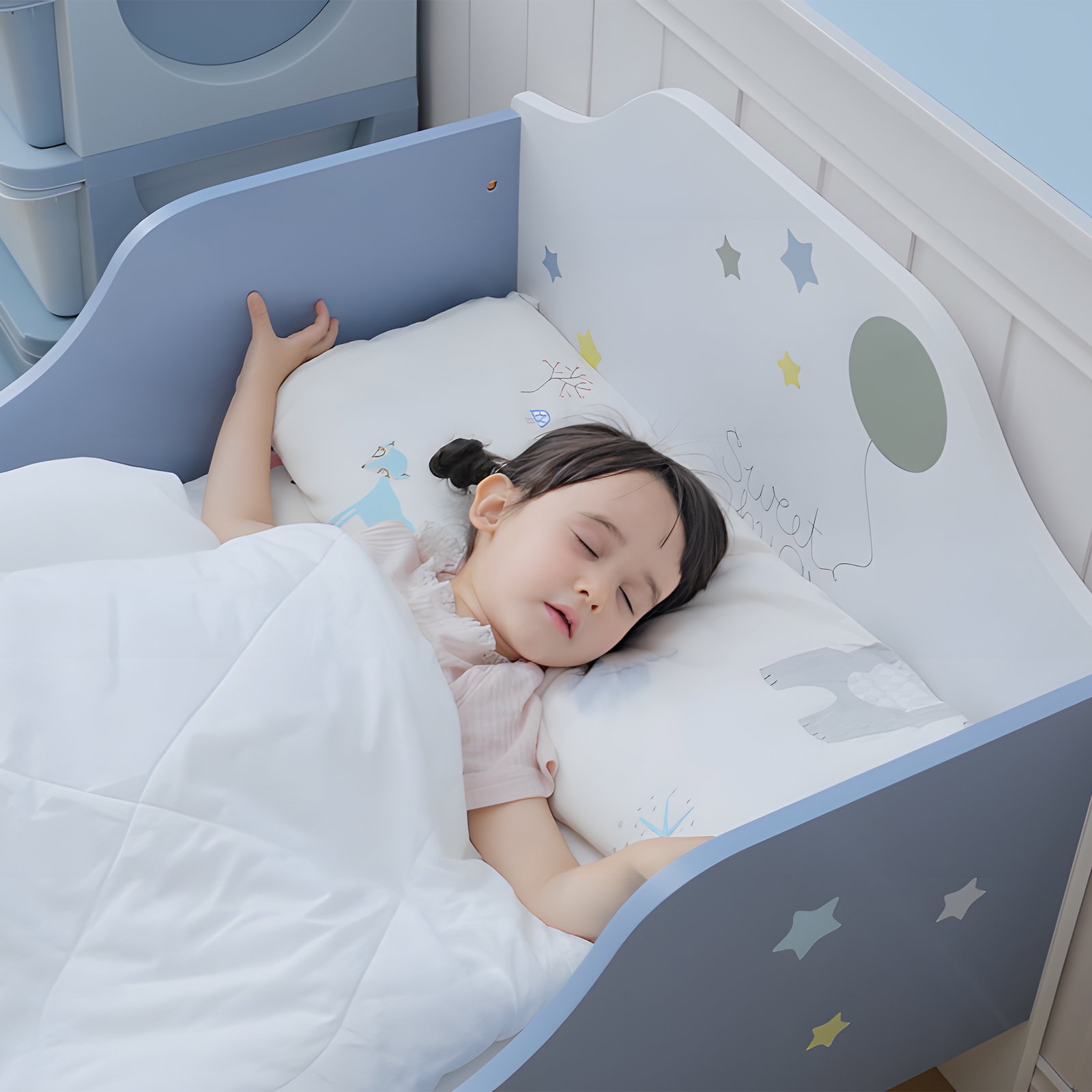 Cama para Crianças 143x74x59 cm Cama Infantil com Desenho em Estrelas Carga 50 kg para Dormitório Azul e Branco