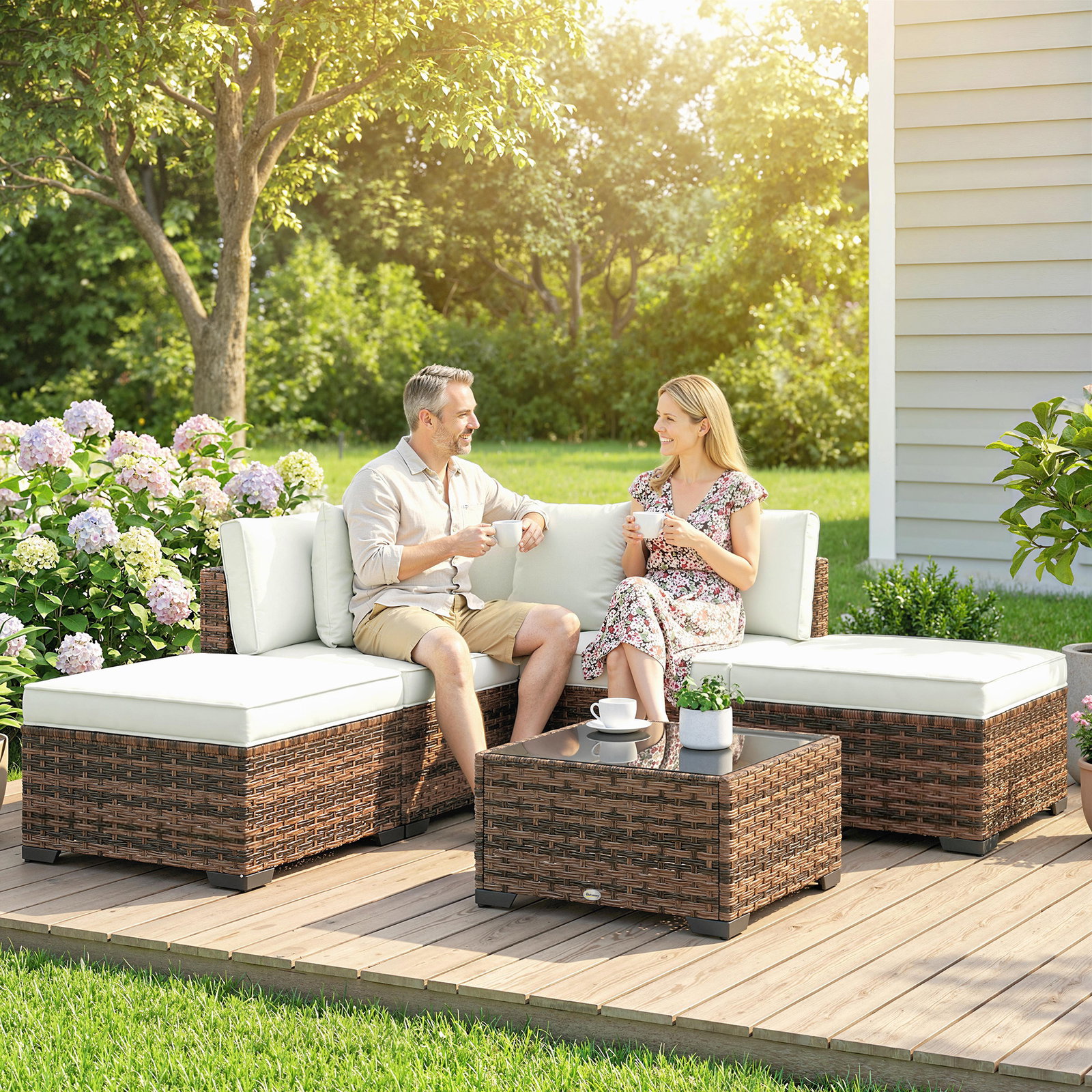 Conjunto de jardim exterior em rattan de 6 peças com cadeira de canto, 2 cadeiras sem braços, apoio para pés e mesa castanha