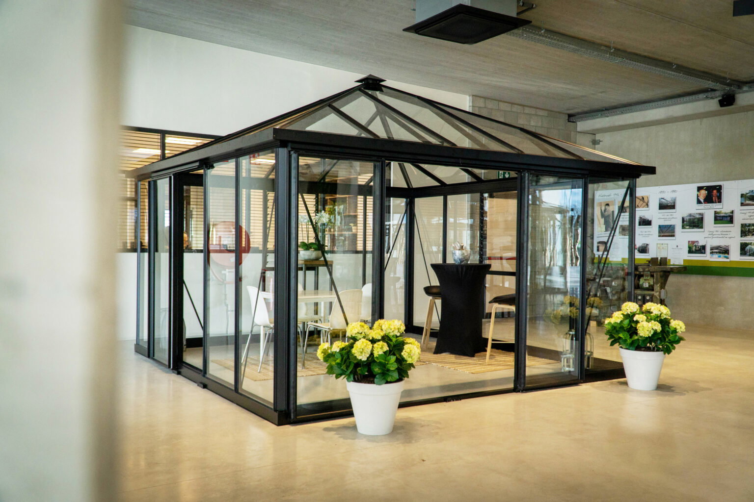 Estufa de Vidro Pyramid – 9,6 a 14,7 m²
