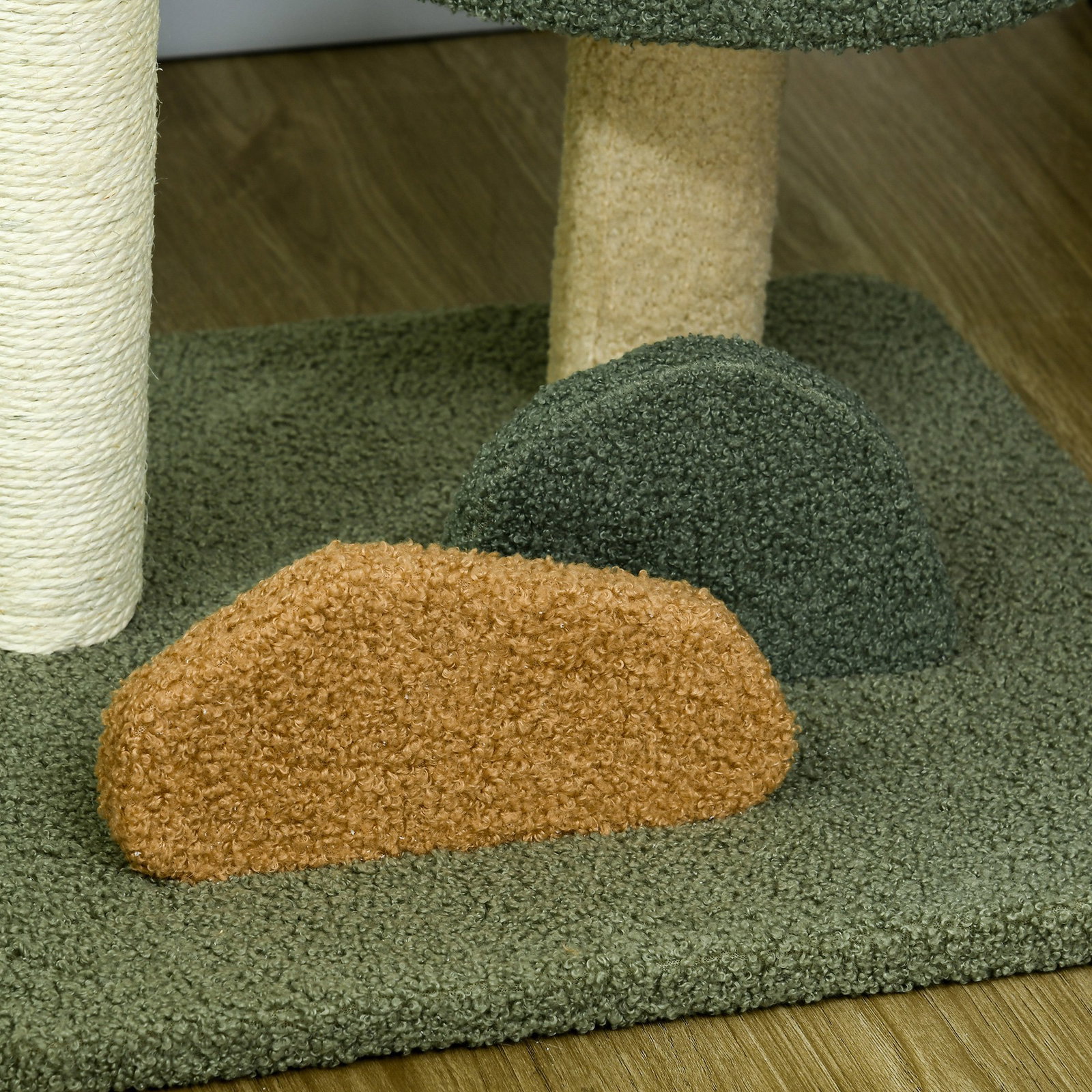 Arranhador para gatos pequeno centro de atividades para gatos com cama poste de sisal e bola suspensa 43x39x52 cm multicor