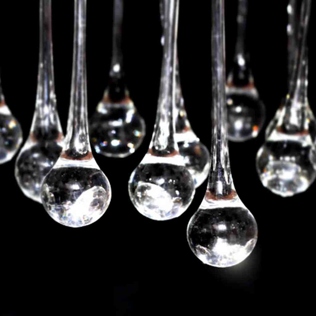 Lustre com 85 cristais branco