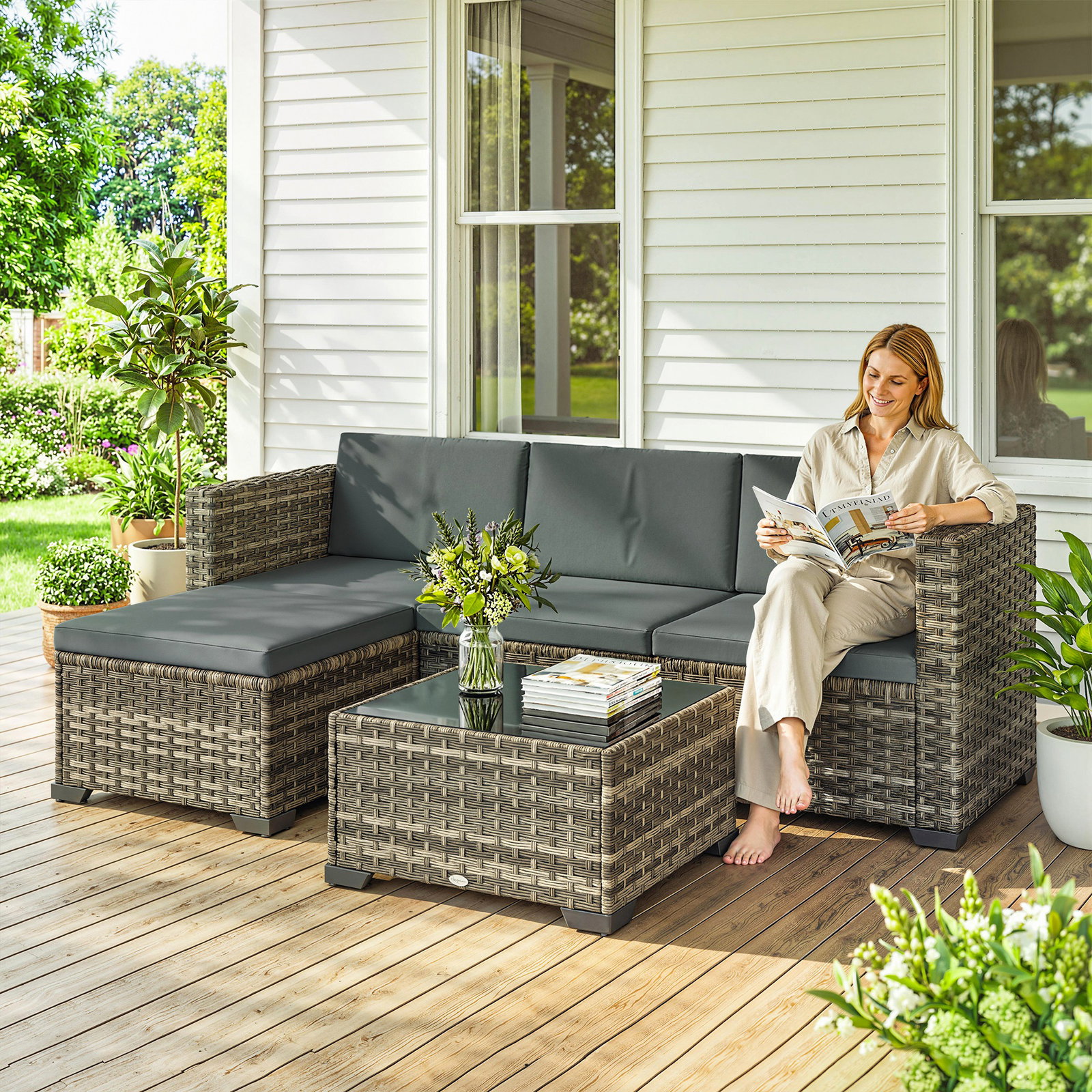 Conjunto de jardim em vime de 5 peças inclui almofadas 2 poltronas de canto poltrona sem braços apoia-pés e mesa de centro cinza escuro