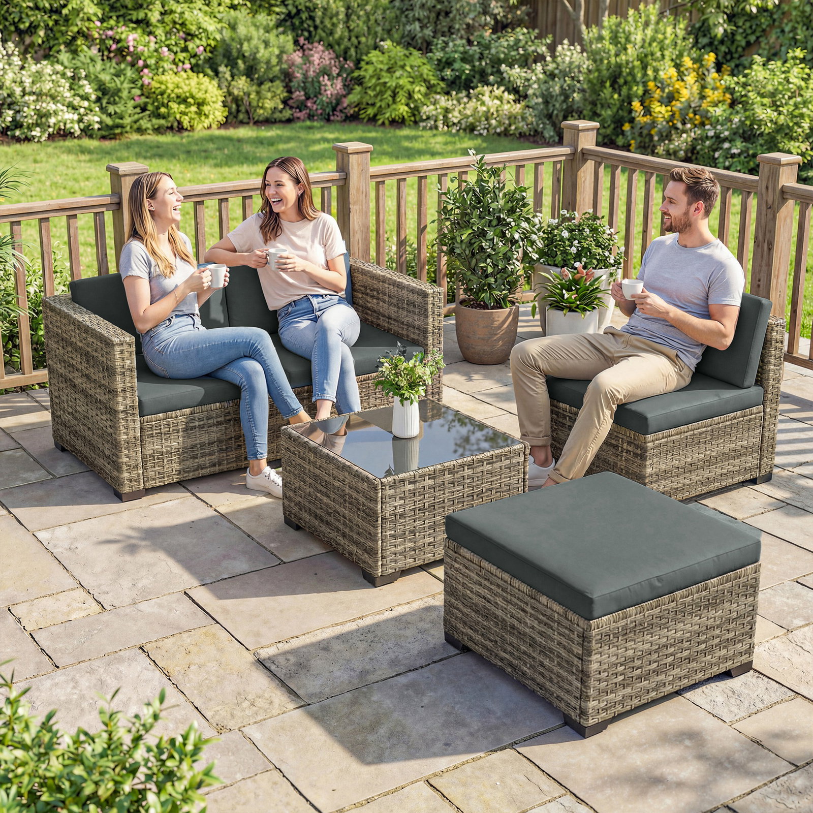 Conjunto de jardim em vime de 5 peças inclui almofadas 2 poltronas de canto poltrona sem braços apoia-pés e mesa de centro cinza escuro