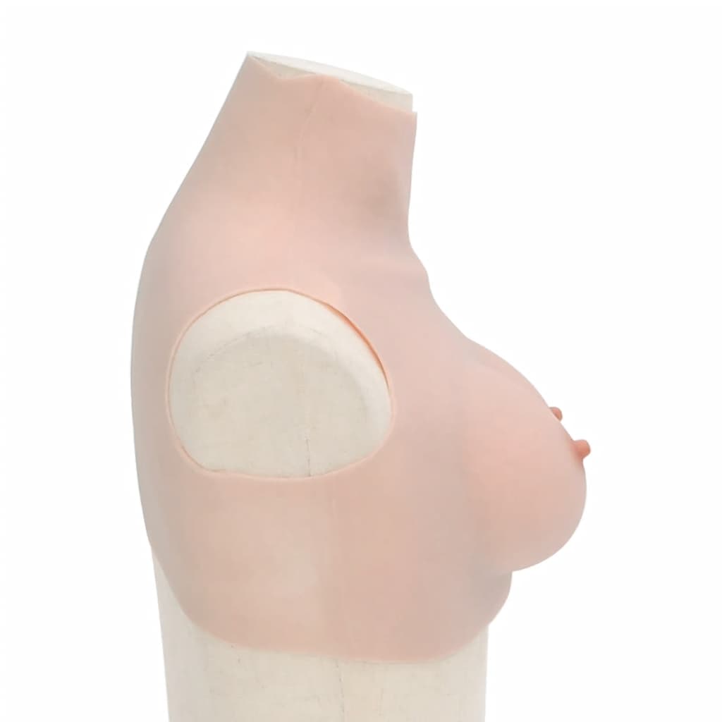 Peitoral de silicone caucasiano copa c