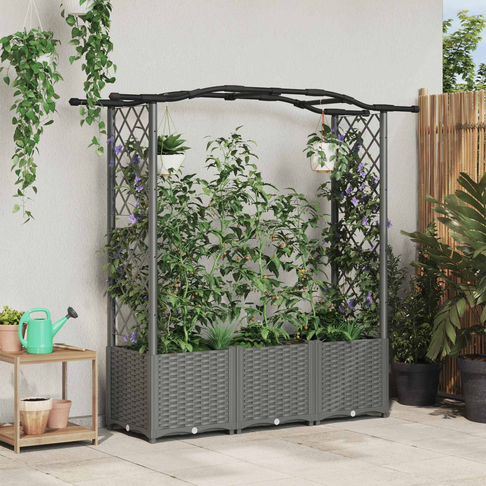 Cama elevada com treliça e telhado cinzento-claro PP