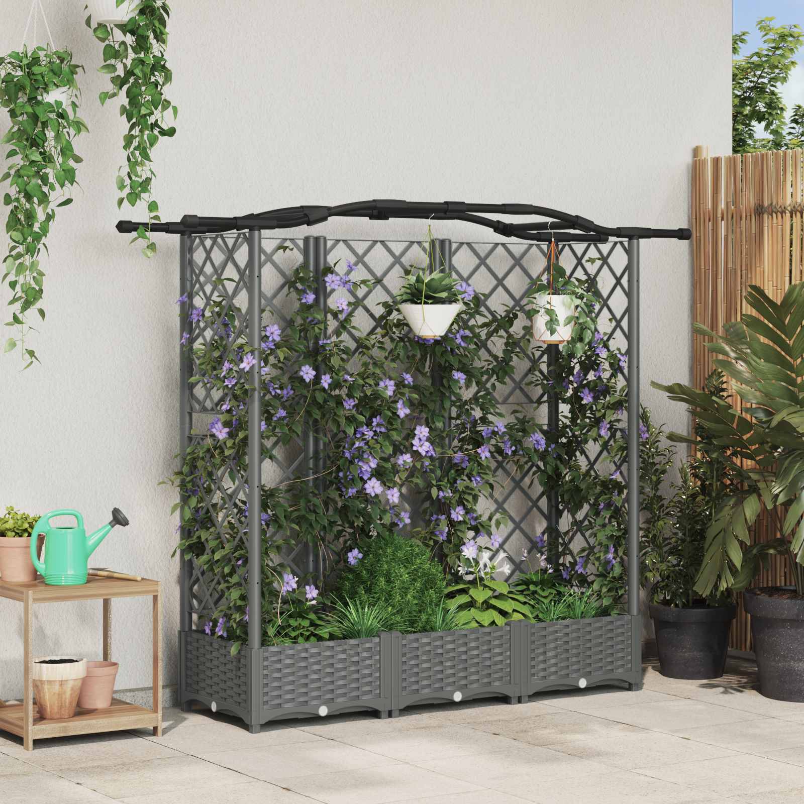 Cama elevada com treliça e telhado cinzento-claro PP