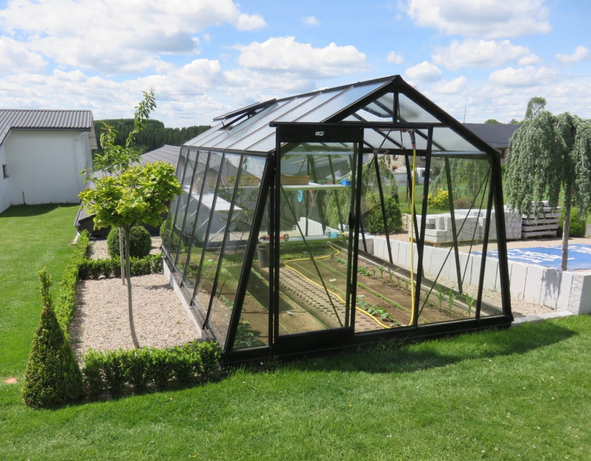 Estufa de Vidro Mercury Black – 13,62 m²
