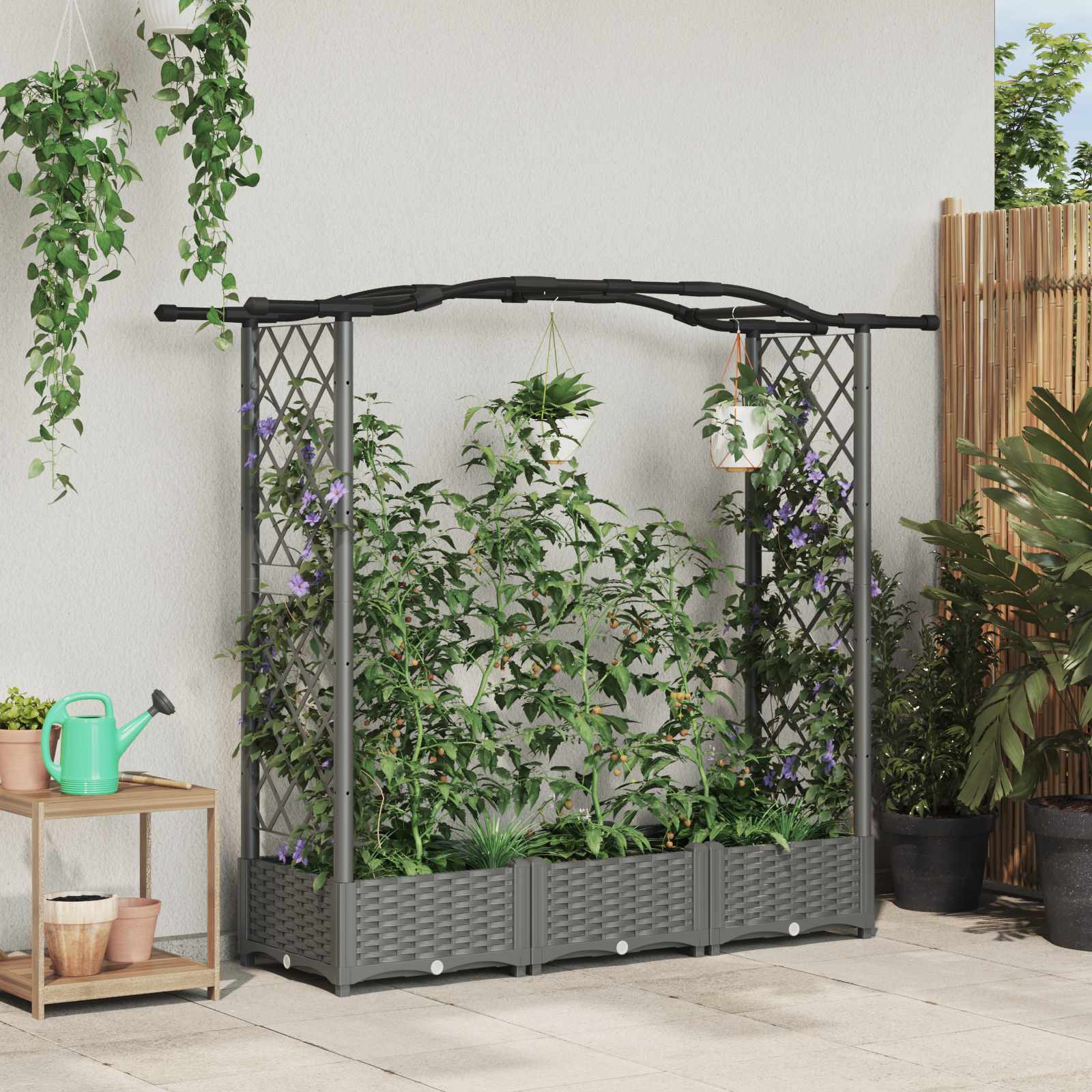 Cama elevada com treliça e telhado cinzento-claro PP