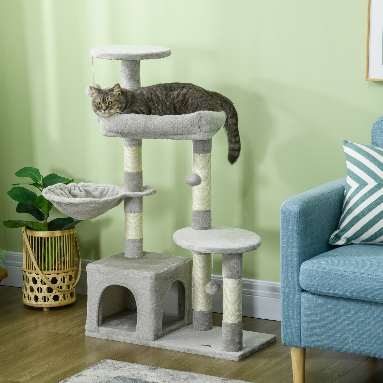 Arranhador para gatos com postes arranhadores de sisal cova plataformas e bolas suspensas 65x30x104 cm cinzento claro