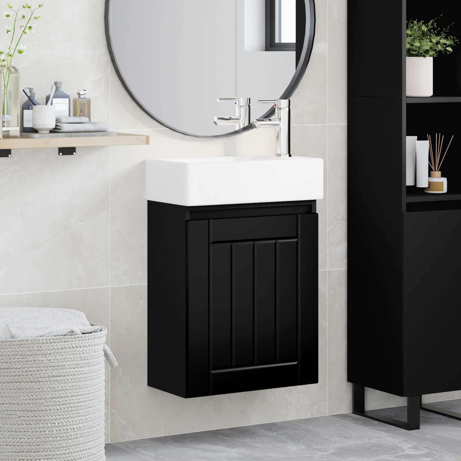 Conjunto de móveis de banheiro com torneira preto