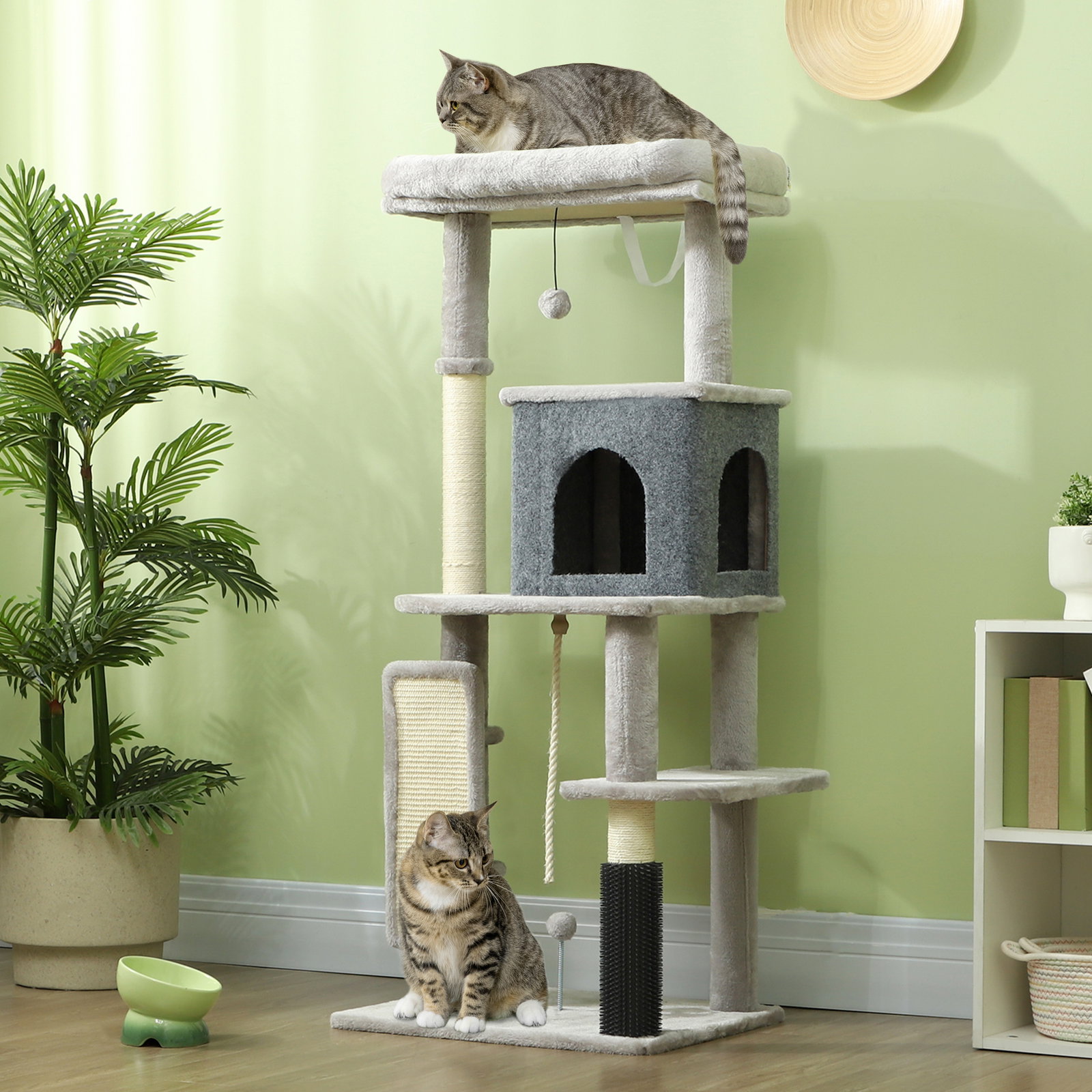 Arranhador para gatos grande altura 132 cm com plataformas postes com escova bolas suspensas e almofadas para arranhar cinza