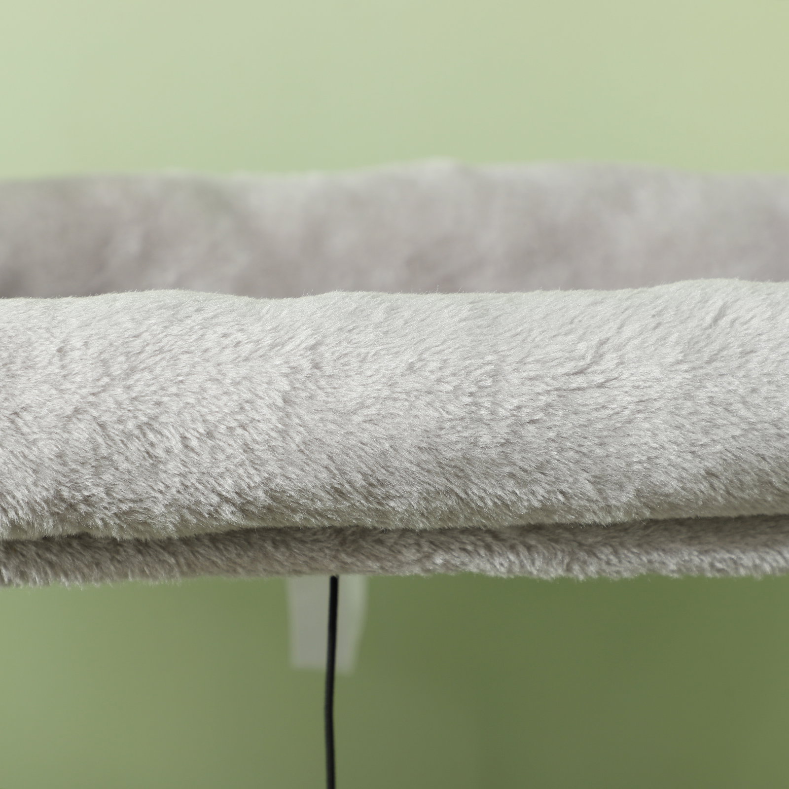 Arranhador para gatos grande altura 132 cm com plataformas postes com escova bolas suspensas e almofadas para arranhar cinza