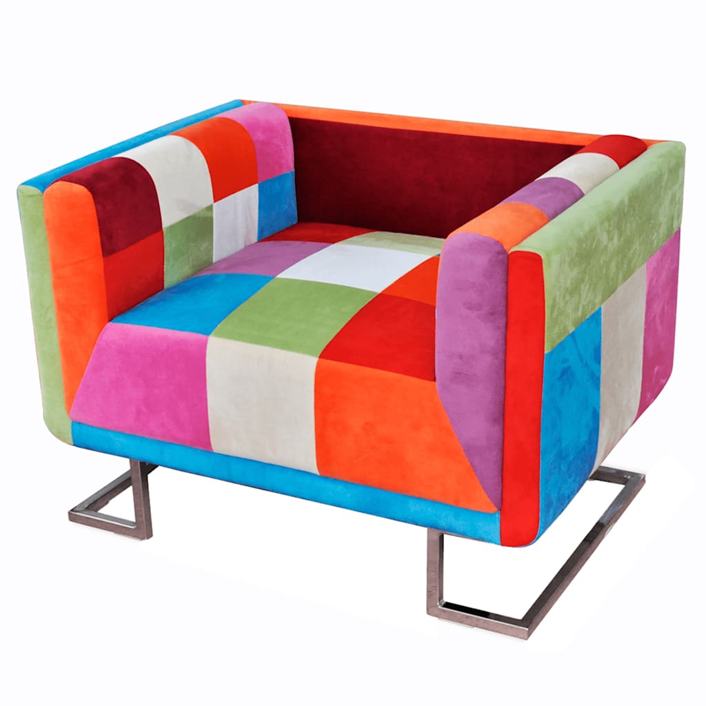 Poltrona cubo com pés cromados, tecido com design de retalhos