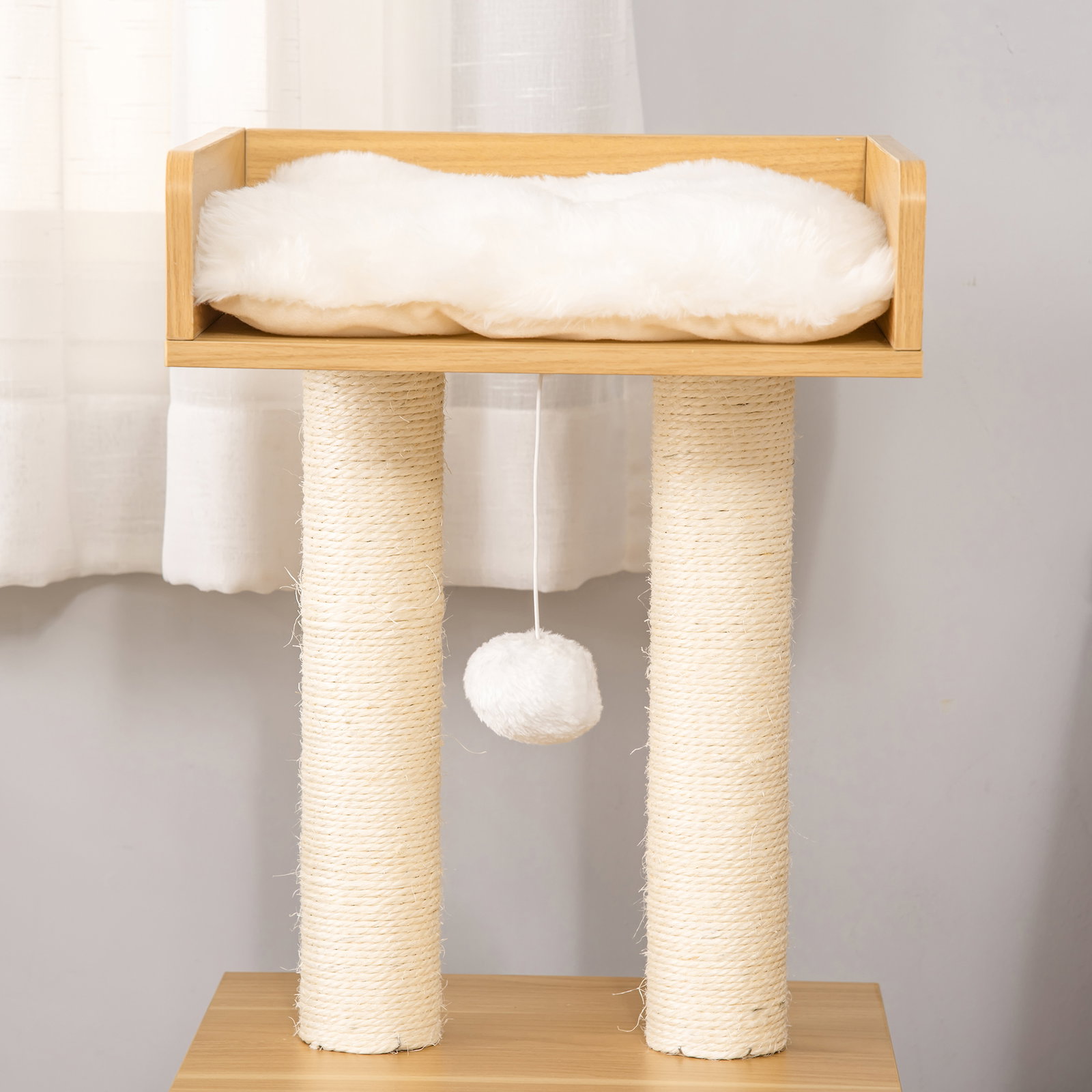 Árvore para Gatos de 2 Níveis com Caverna Superior Postes Arranhadores de Sisal Natural Almofadas Laváveis e Bola de Brinquedo 3