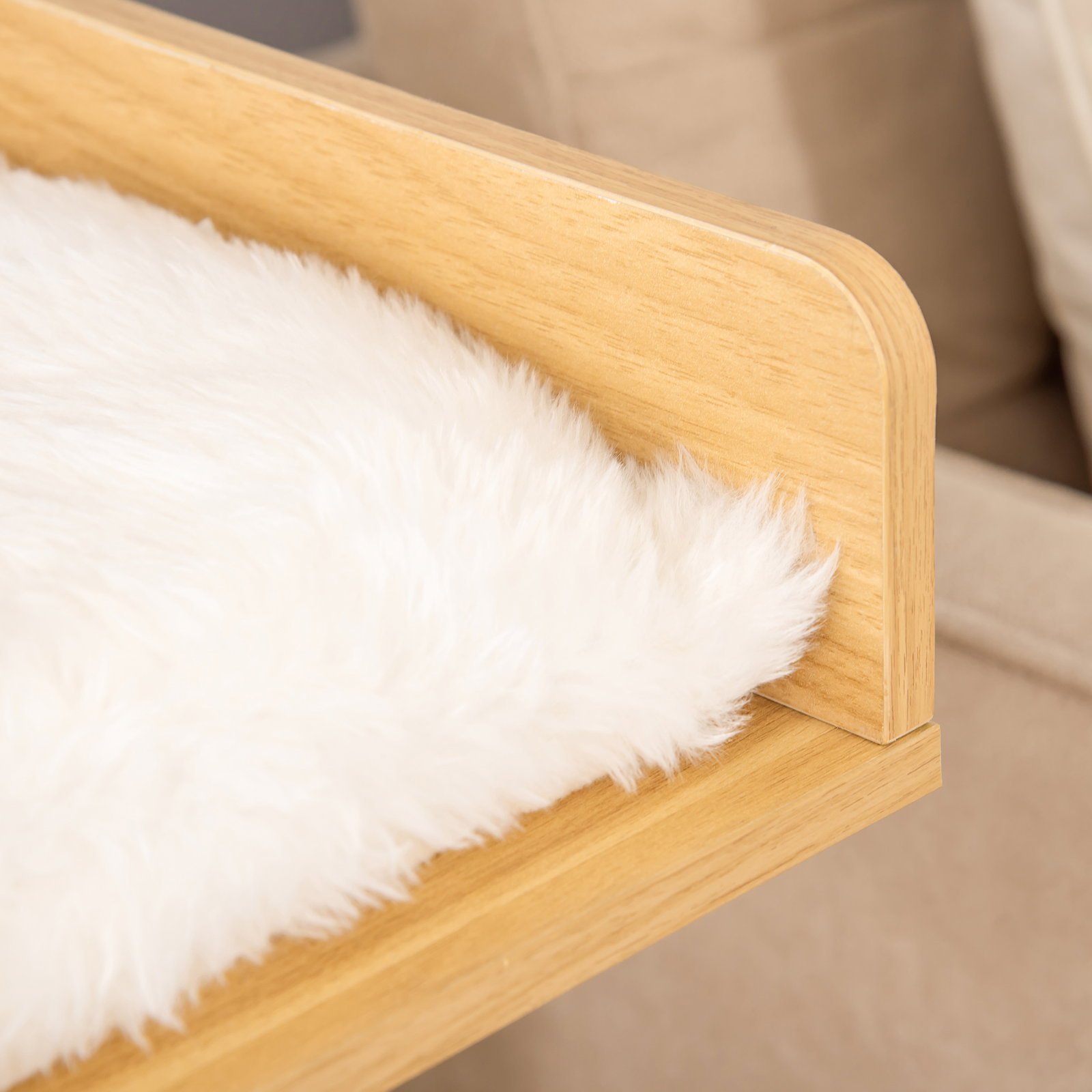 Árvore para Gatos de 2 Níveis com Caverna Superior Postes Arranhadores de Sisal Natural Almofadas Laváveis e Bola de Brinquedo 3
