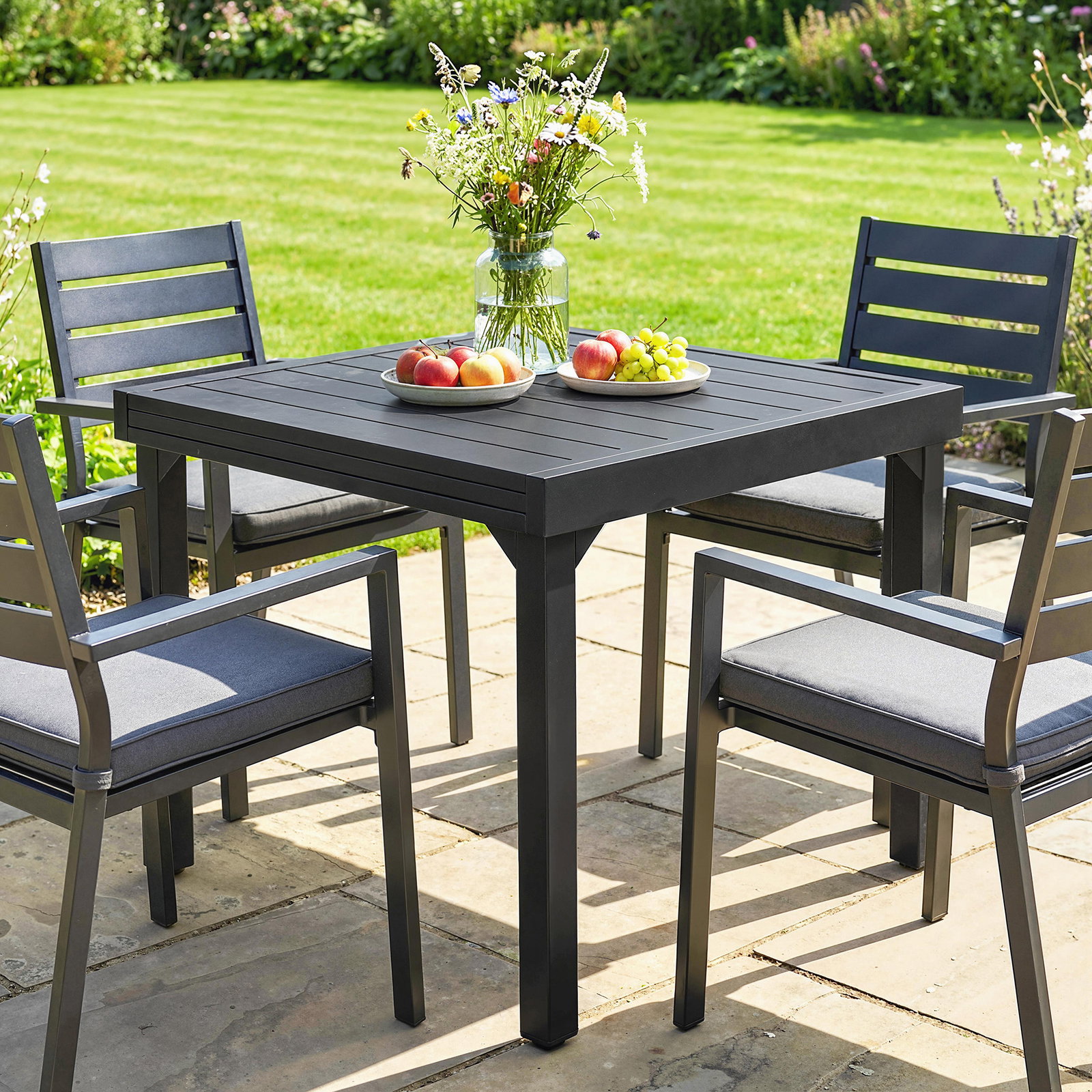 Mesa de jantar exterior extensível 80-160 cm - mesa de jardim retangular para 4-6 pessoas, terraço, preto