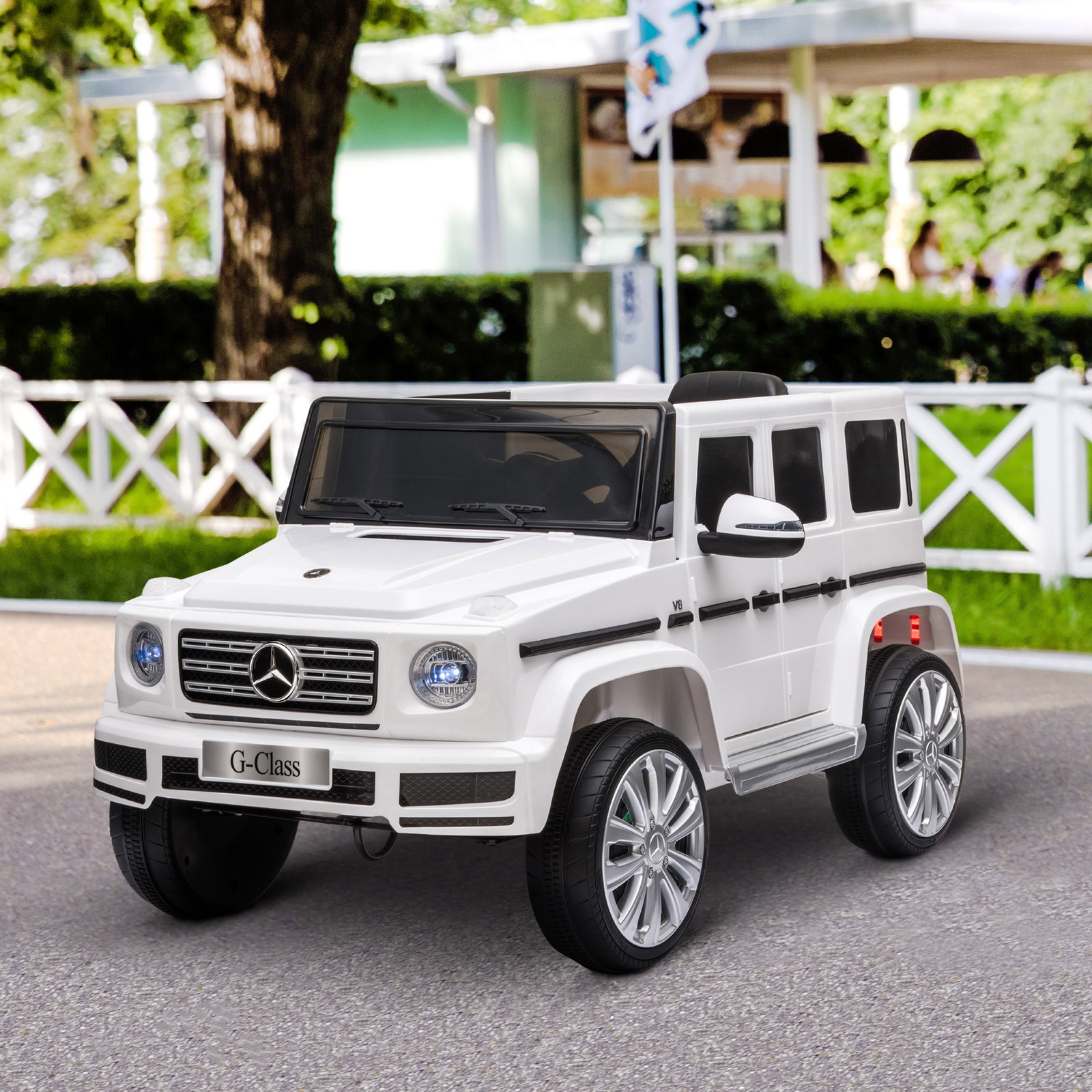 Carro elétrico benz g500 todo-o-terreno com bateria 12v veículo elétrico com música buzina velocidade 3-5 km/h branco