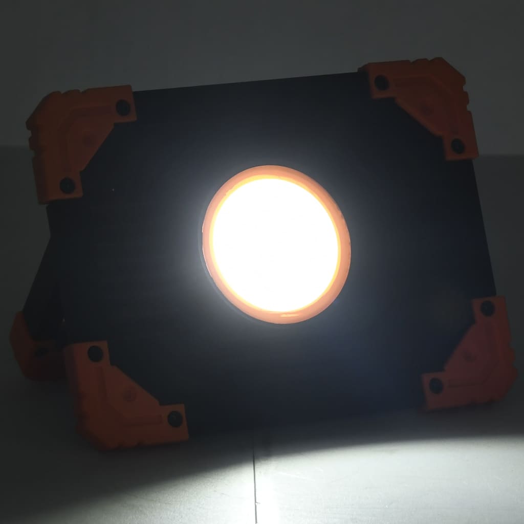 Holofote portátil c/ iluminação LED 10 w ABS branco frio