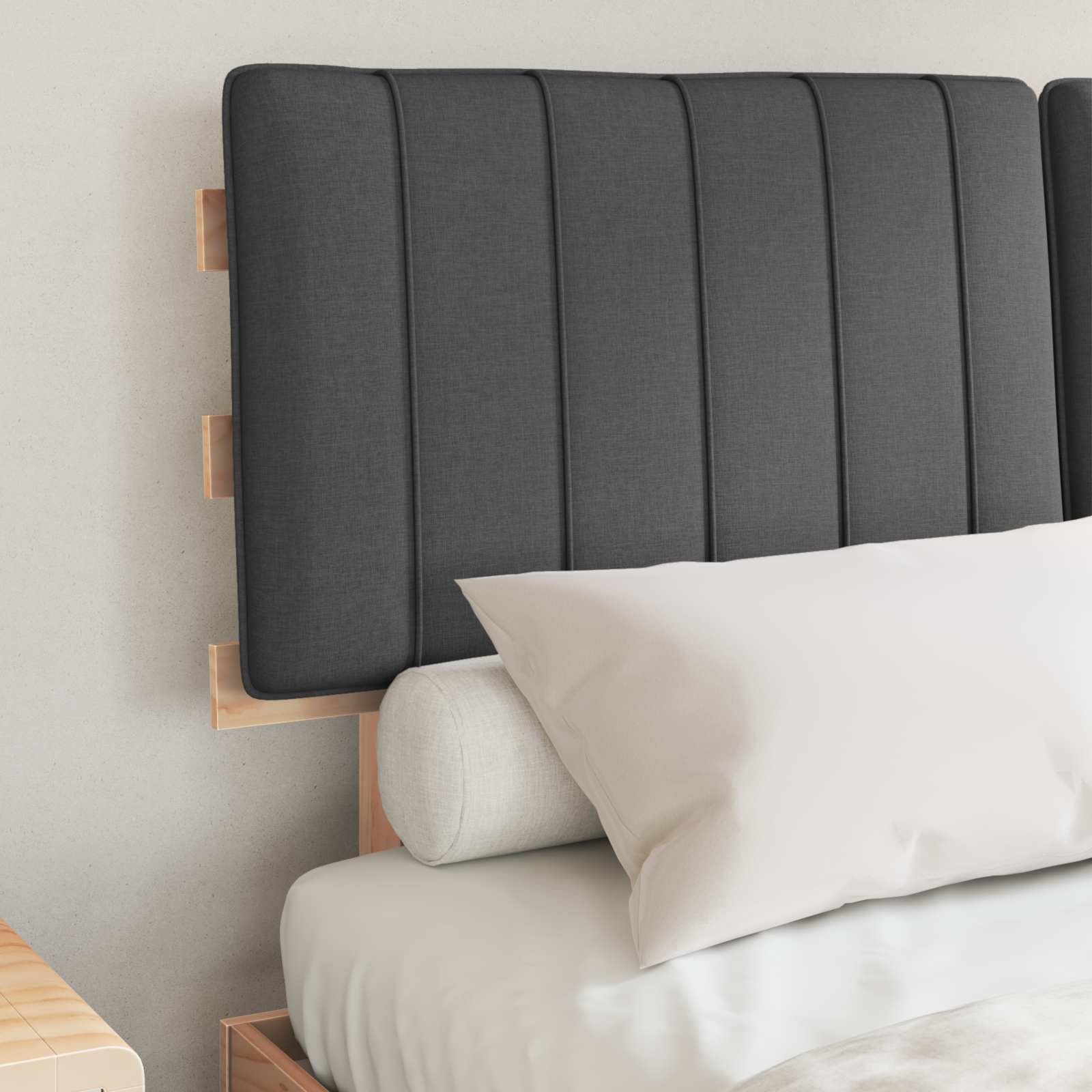 Estrutura de cama com cabeceira estofada cinza escuro
