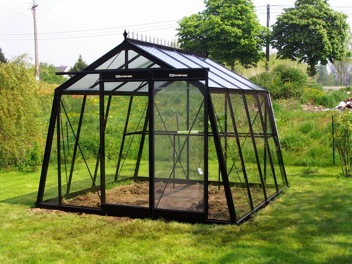 Estufa de Vidro Aurora Black – 9,12 m²