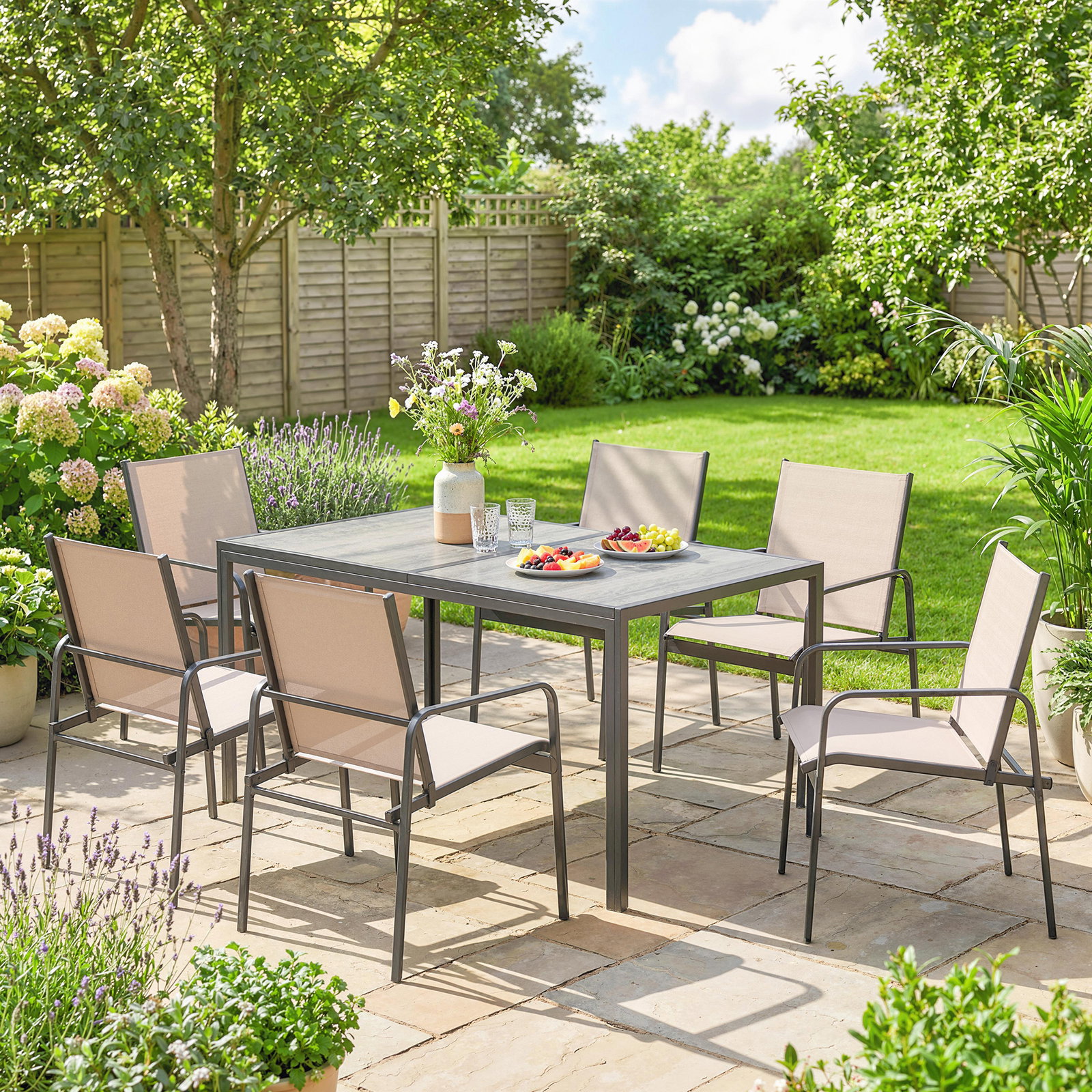 Conjunto de mesa e cadeiras de jardim de 7 peças com mesa com efeito madeira e 6 cadeiras com assento respirável caqui
