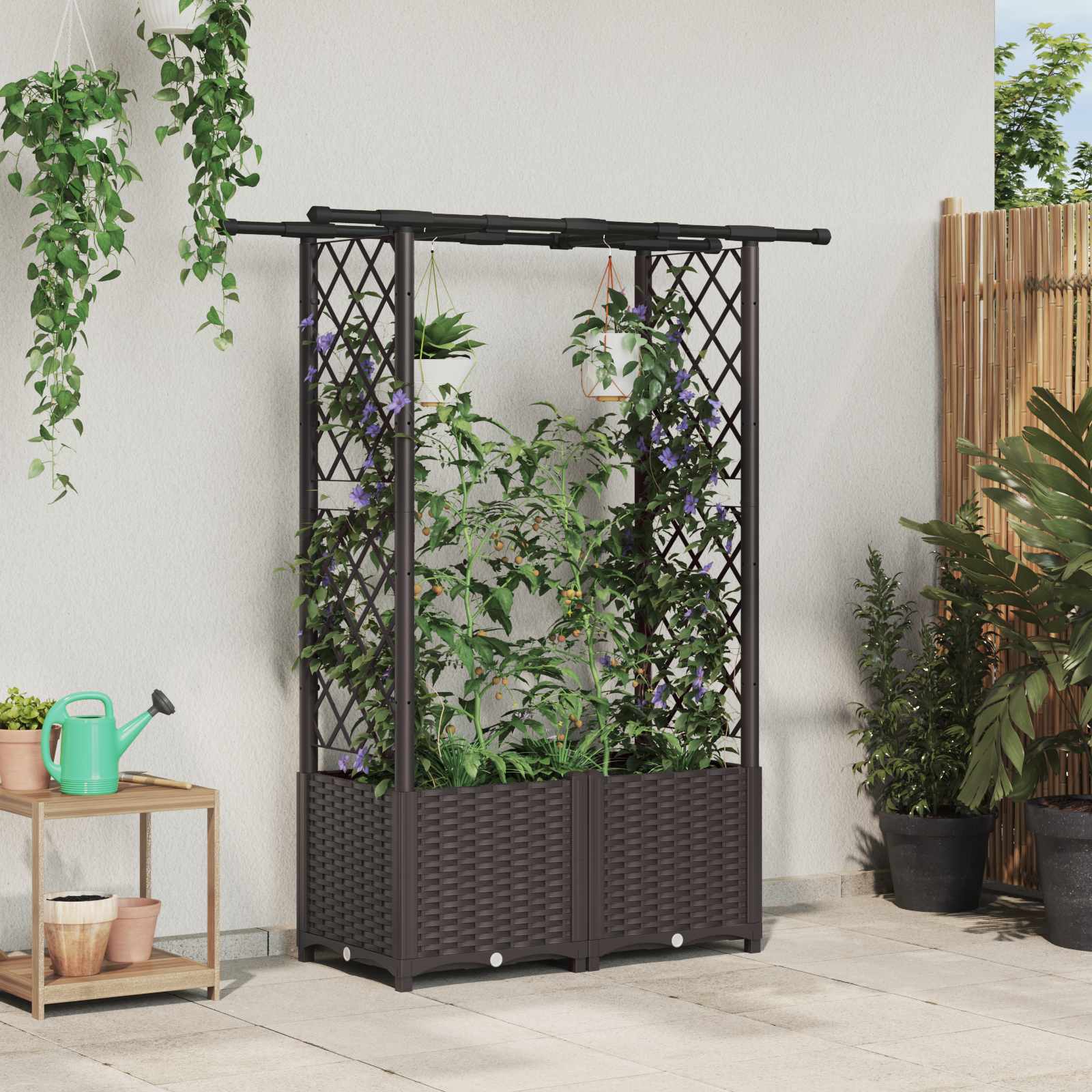 Cama elevada com treliça e telhado castanho 124,5 x 40 x 136 cm