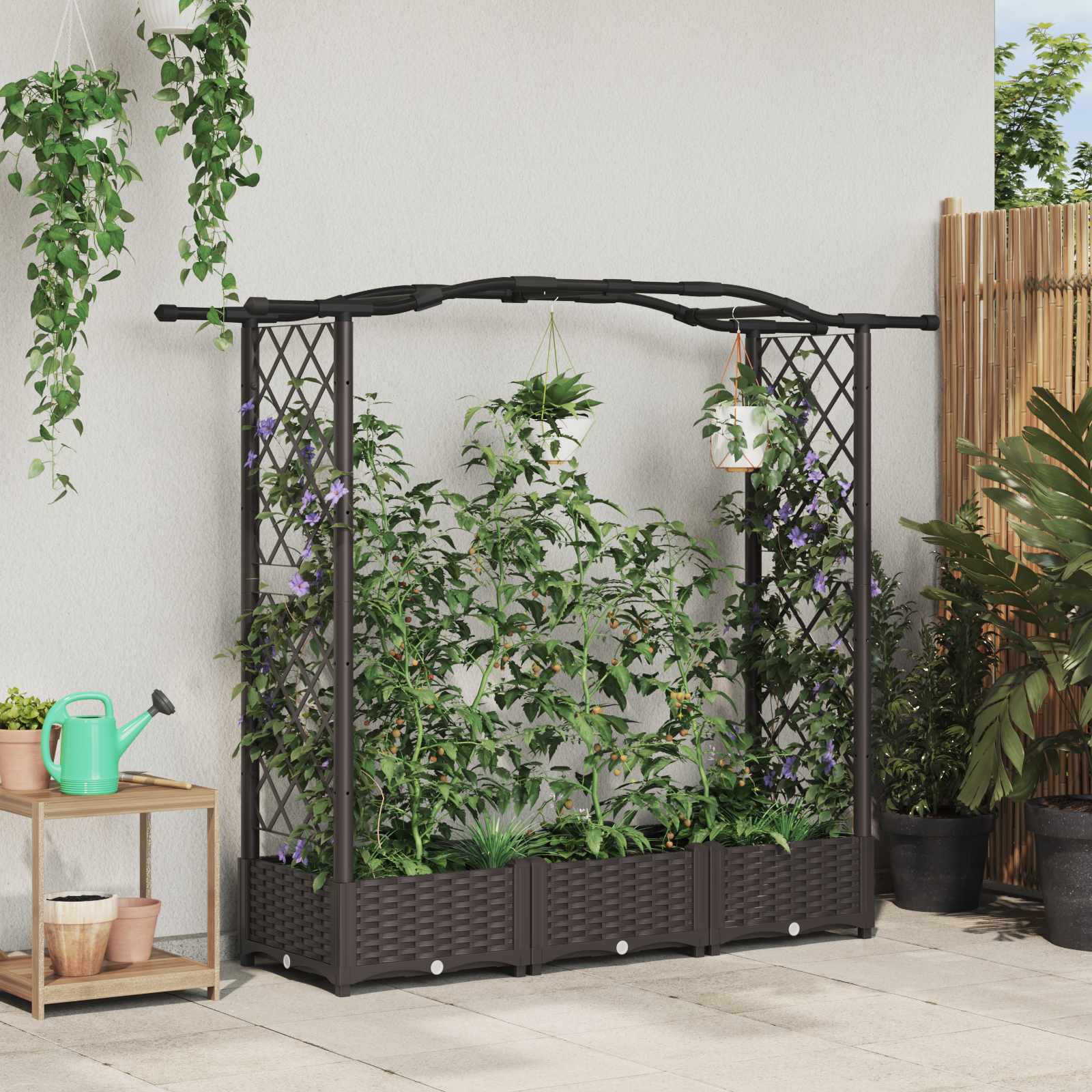 Cama elevada com treliça e telhado castanho 169 x 40 x 123 cm