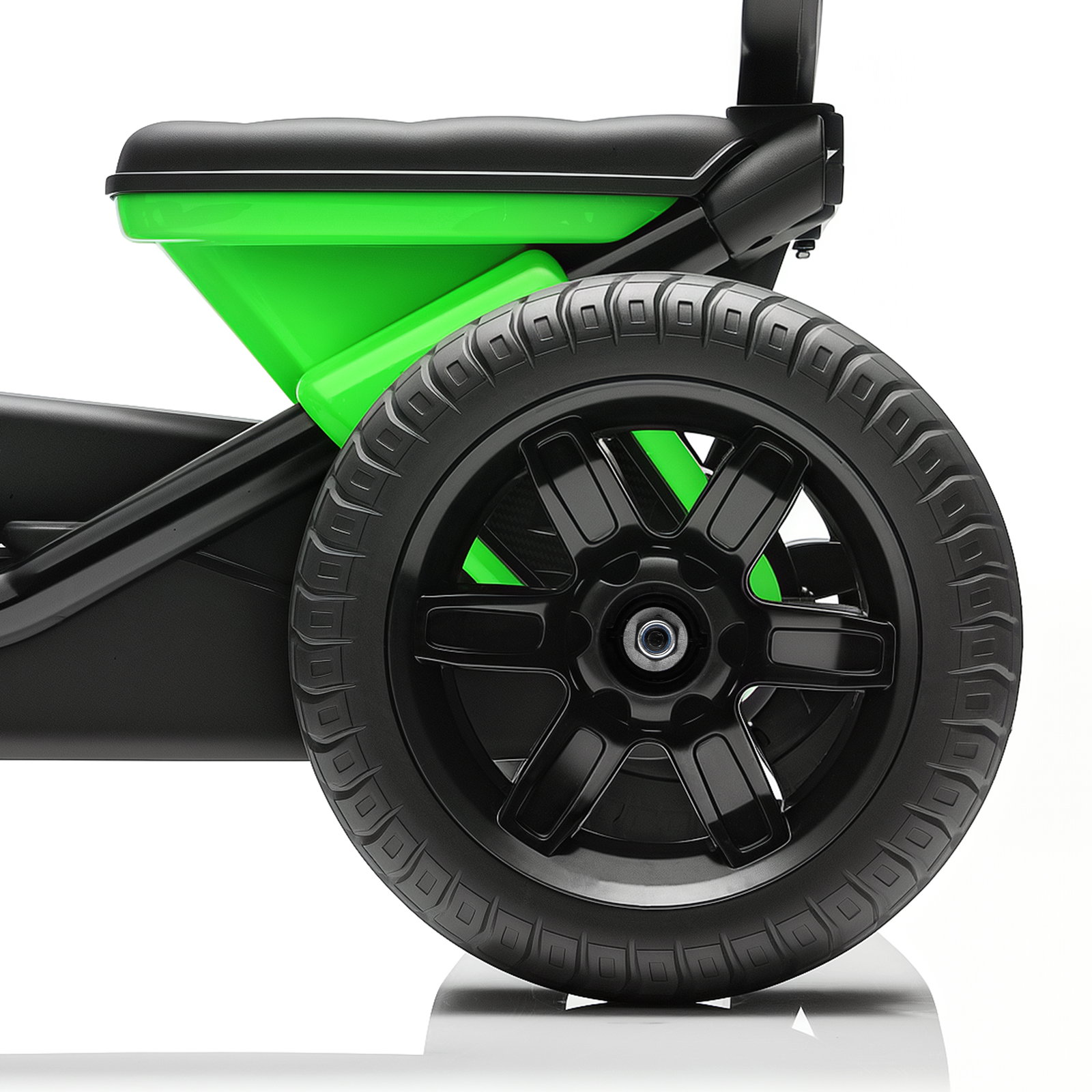 Kart pedais kart com rodas antiderrapantes de eva estrutura metálica carga 30 kg para crianças de 2-5 anos 85,5x49x57 cm verde
