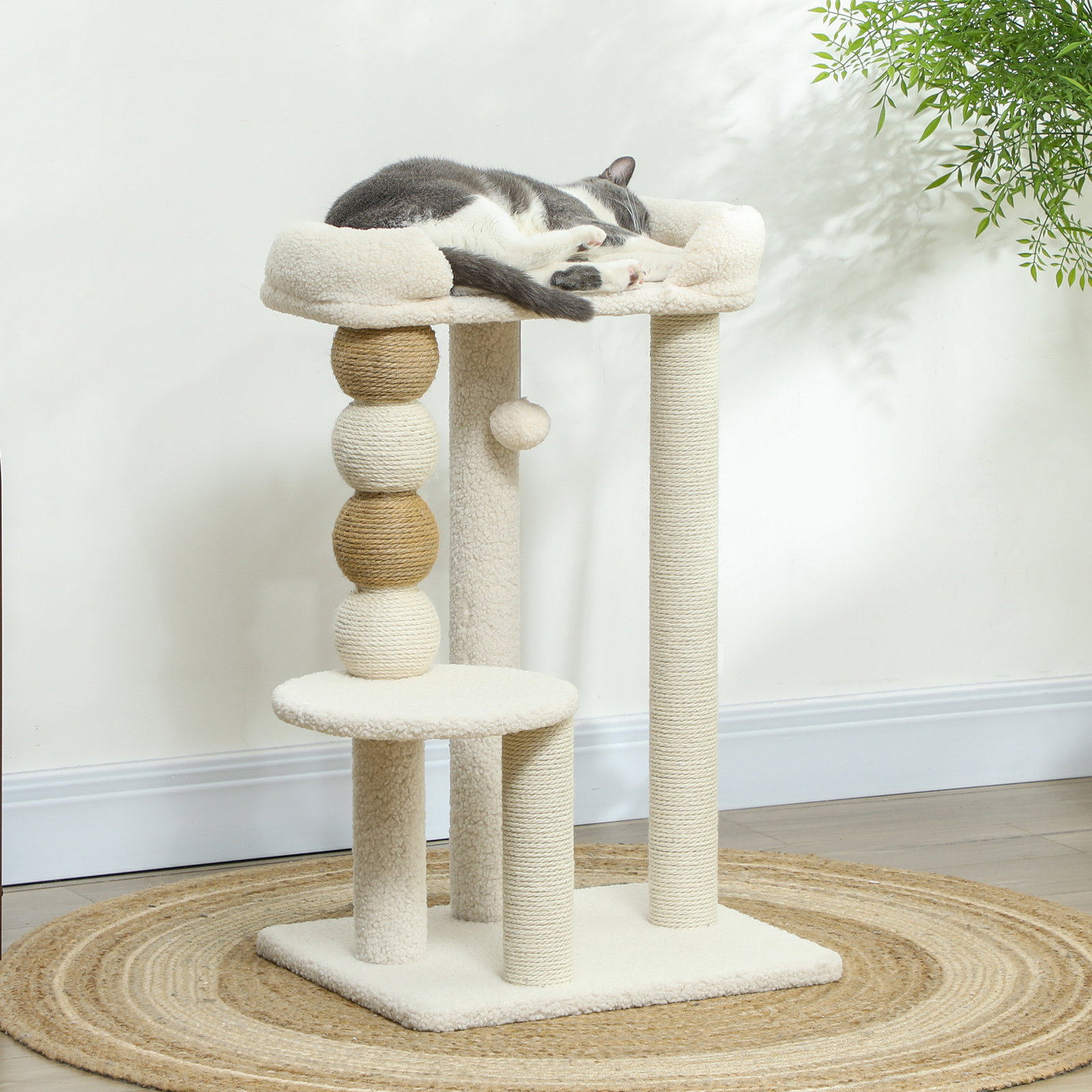 Arranhador para gatos arranhador para gatos com estofado em borrego plataformas bola suspensa e poste de juta 48,5x40x76 cm bege