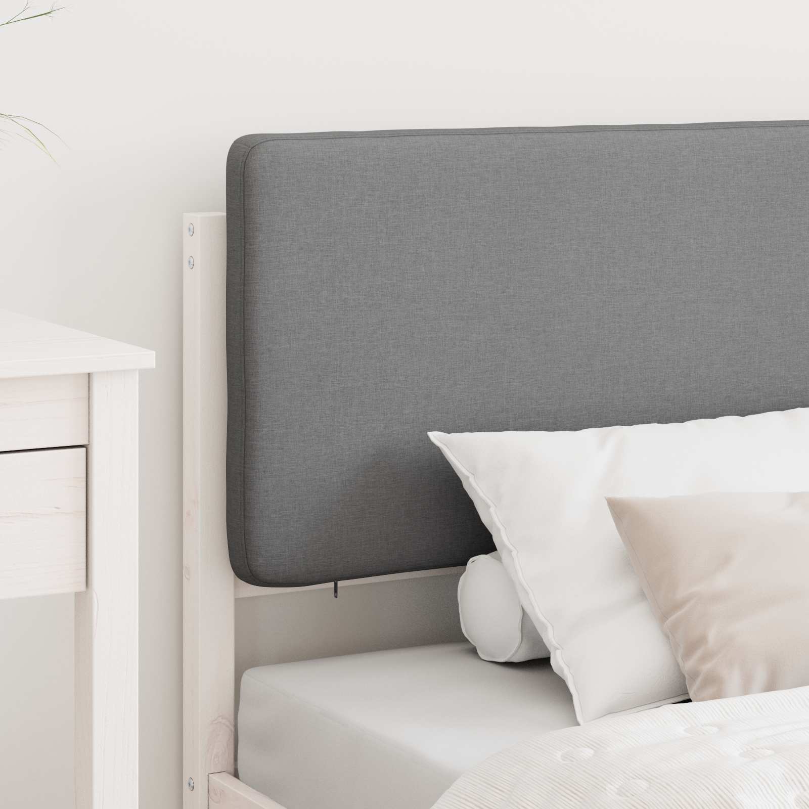 Estrutura de cama com cabeceira estofada cinzento-claro