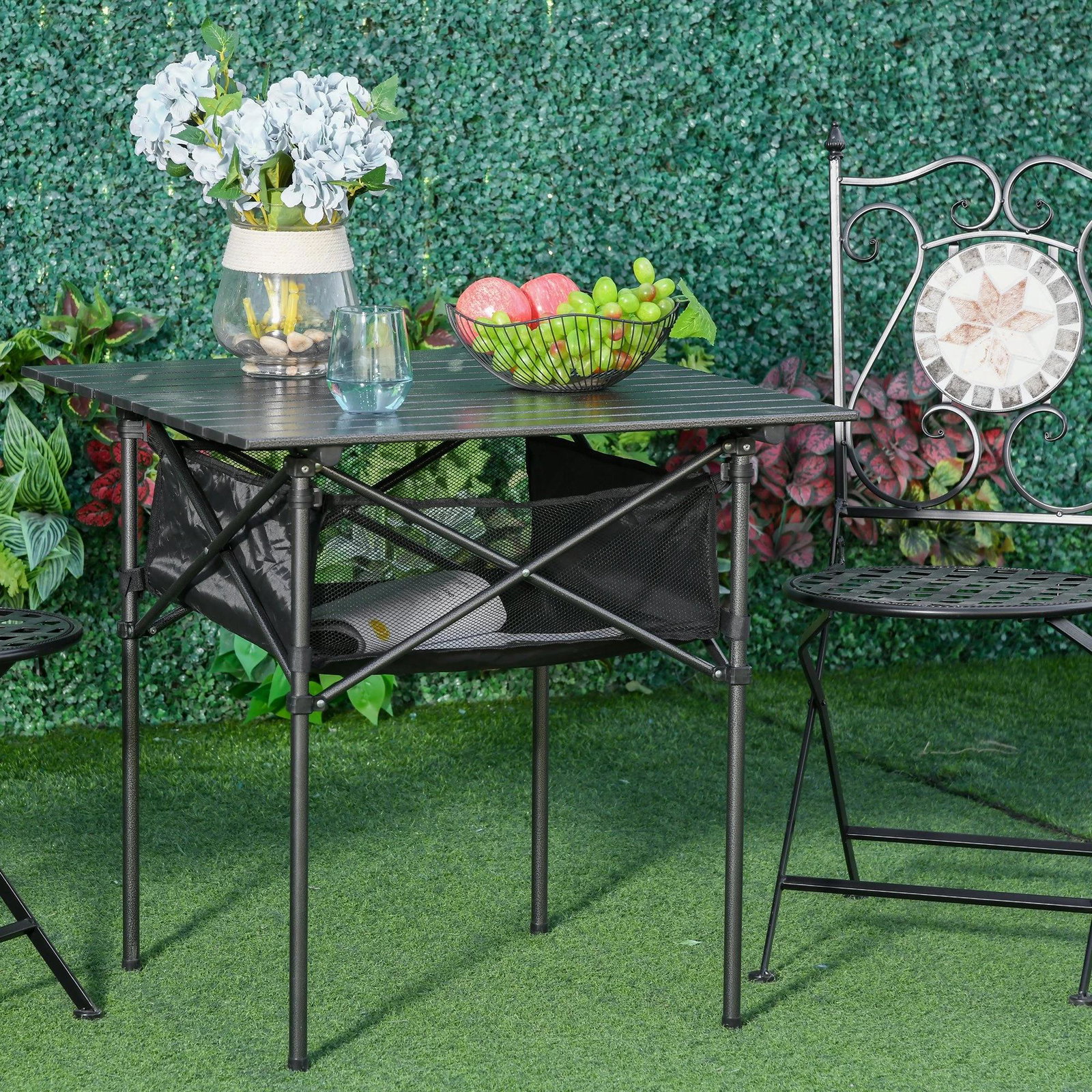Mesa de camping dobrável amplo espaço de armazenamento com malha e bolsa de transporte 70x70x69 cm preto