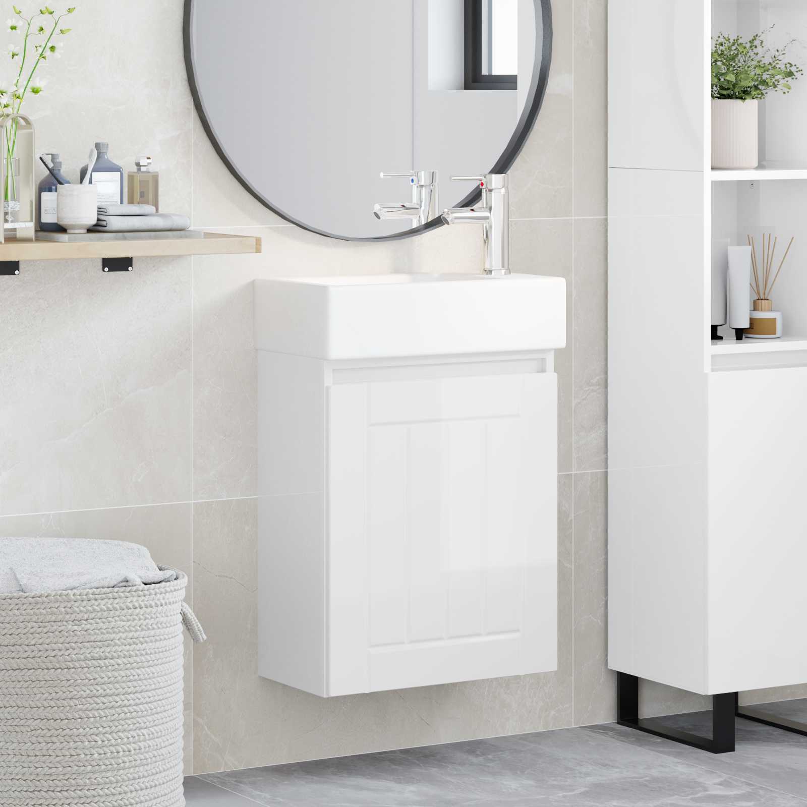 Conjunto de móveis de banheiro com torneira branco brilhante
