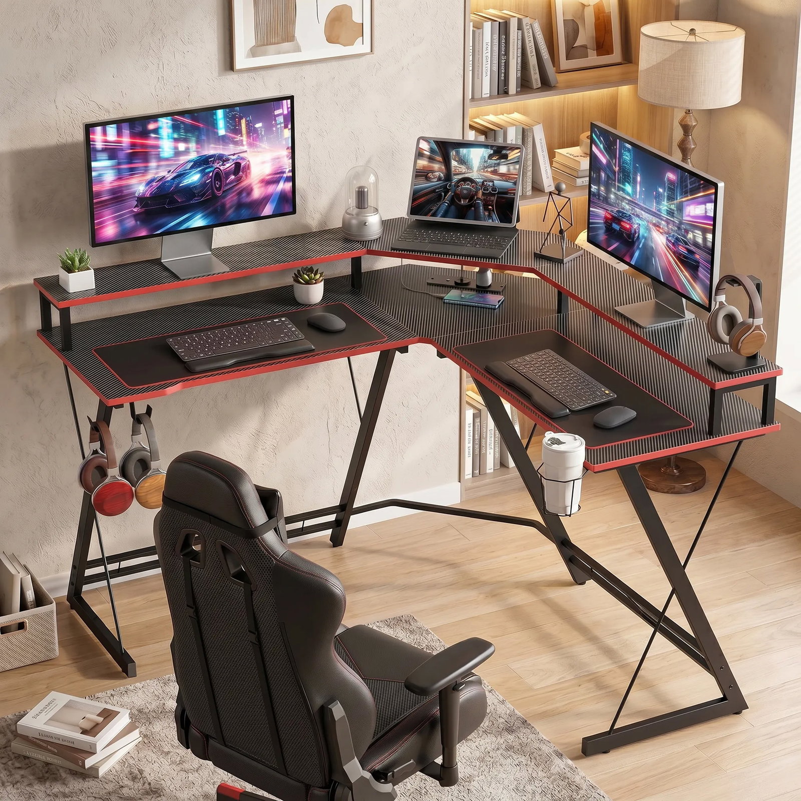 Secretária de canto com tomadas em forma de l 128x128 cm com suporte para monitor gancho e suporte para copos preta
