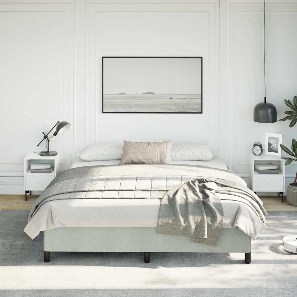 Estrutura de cama sem colchão, veludo cinza claro tamanho california king