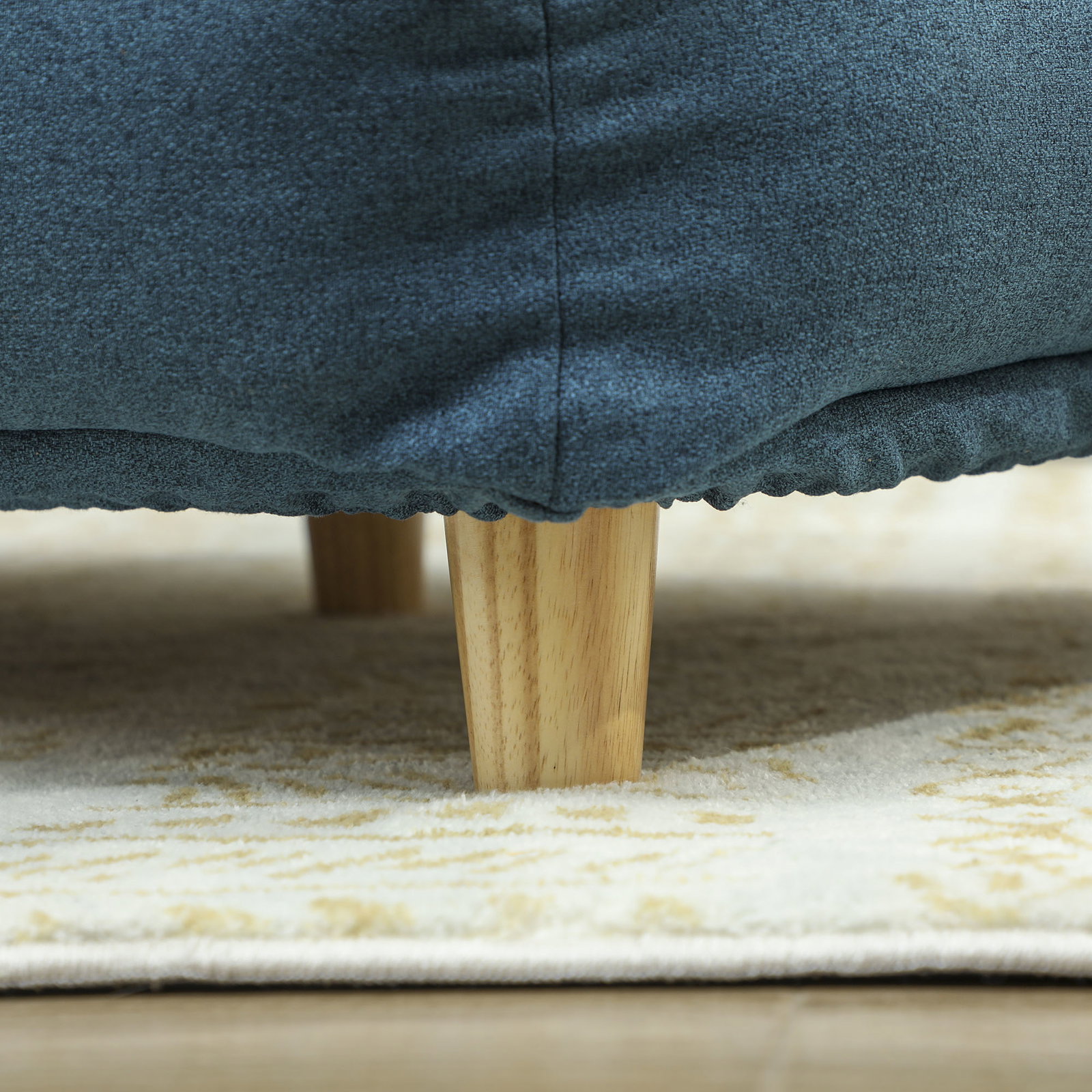 Sofá para cães grandes cama elevada para cães com pés de madeira e almofada lavável 96x66x24 cm azul escuro
