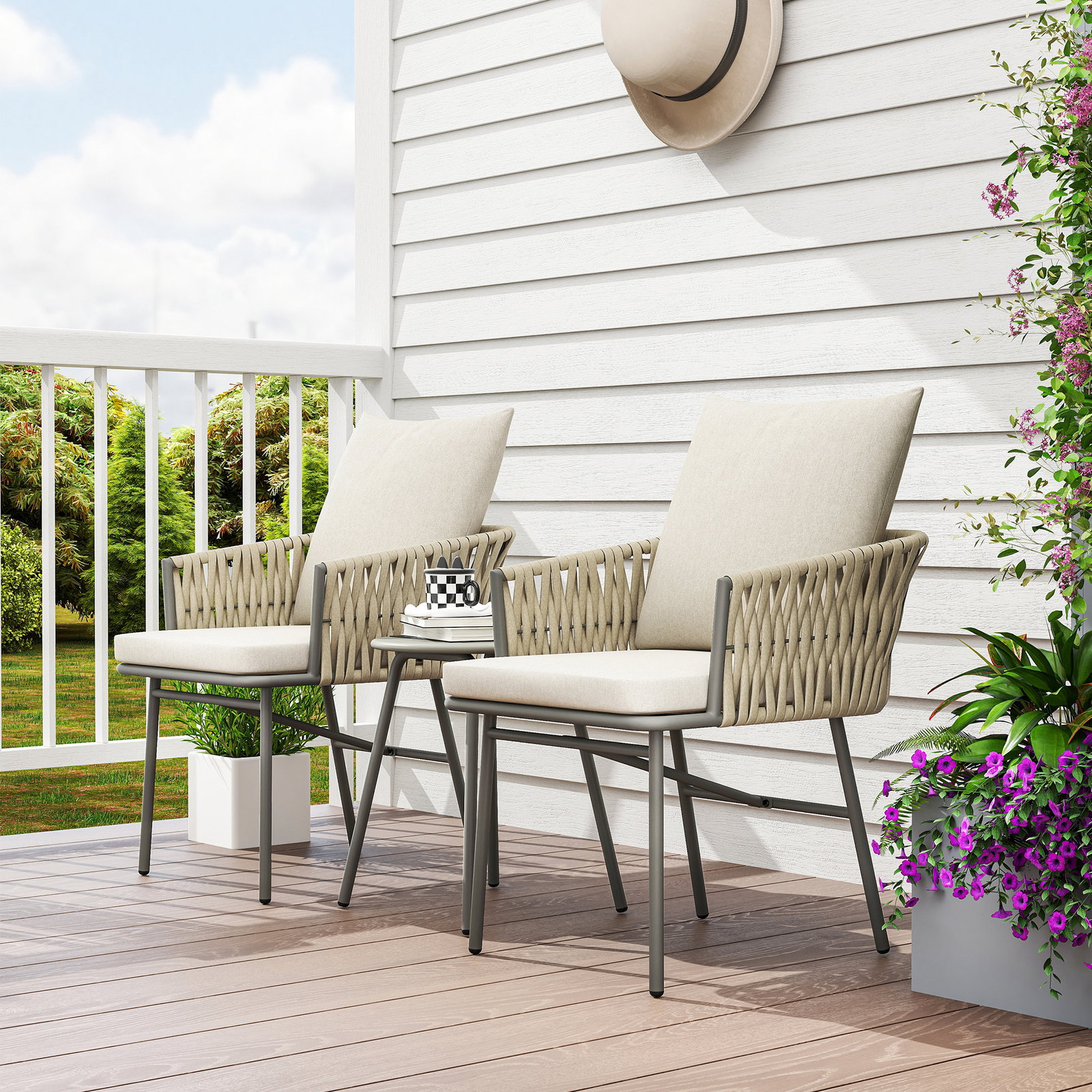 Conjunto de jardim de 3 peças com 2 cadeiras com almofadas removíveis e laváveis e mesa com bancada de metal cinza e creme