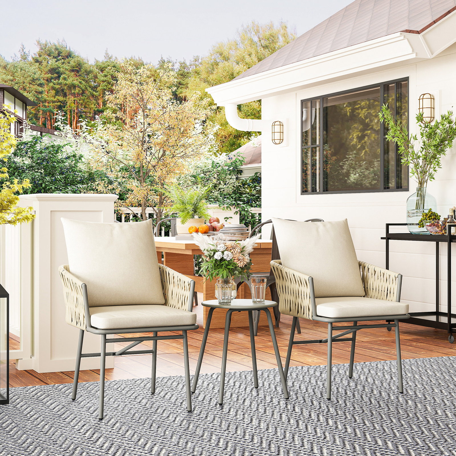 Conjunto de jardim de 3 peças com 2 cadeiras com almofadas removíveis e laváveis e mesa com bancada de metal cinza e creme