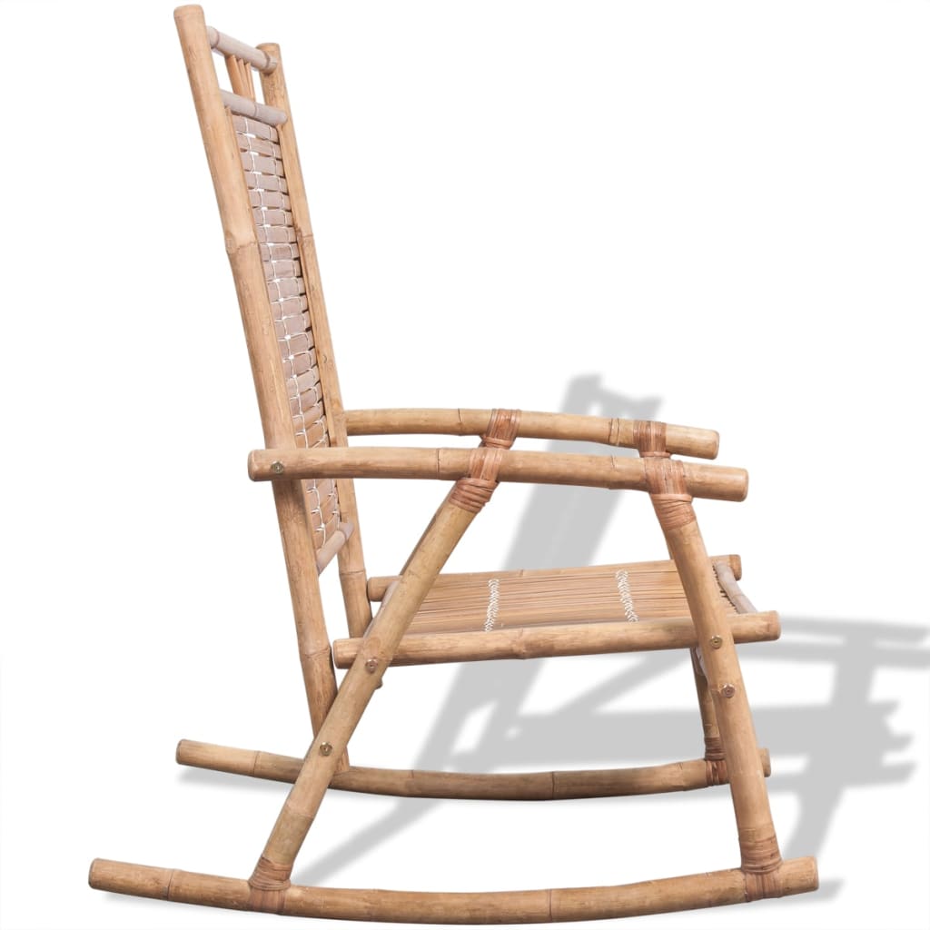 Cadeira de balanço de bambu